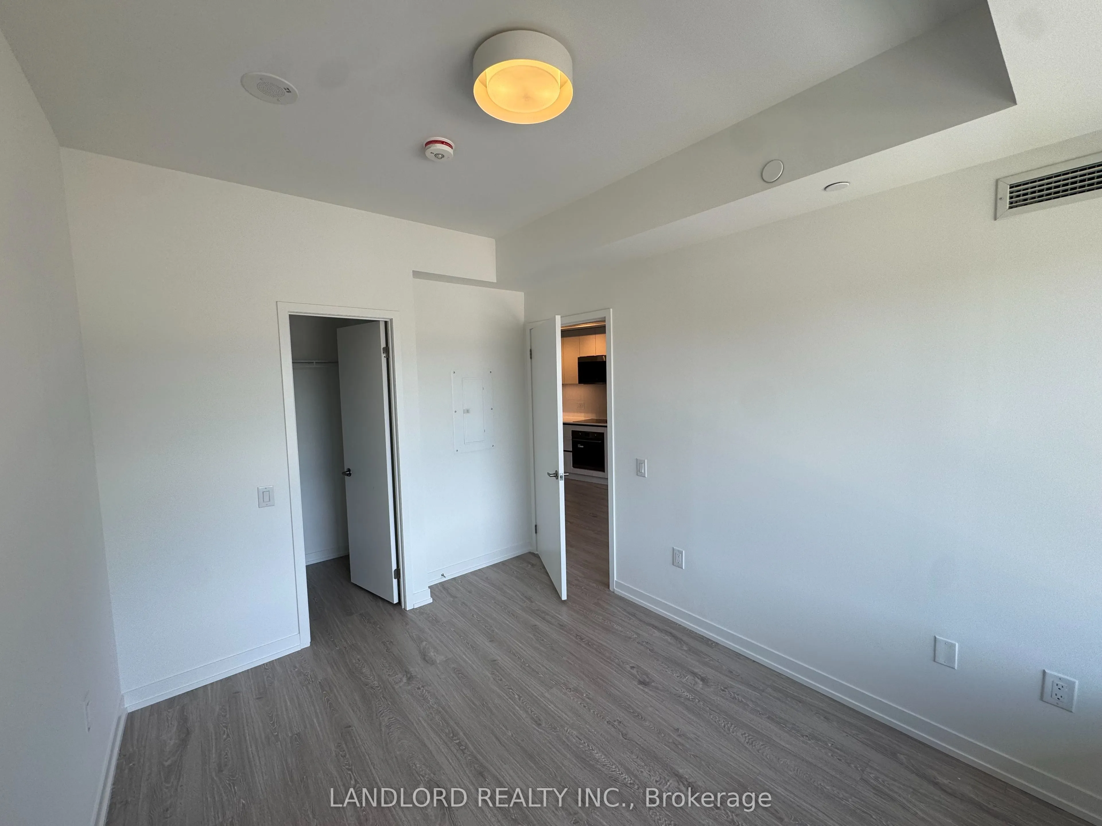 2485 Eglinton Avenue W, #321