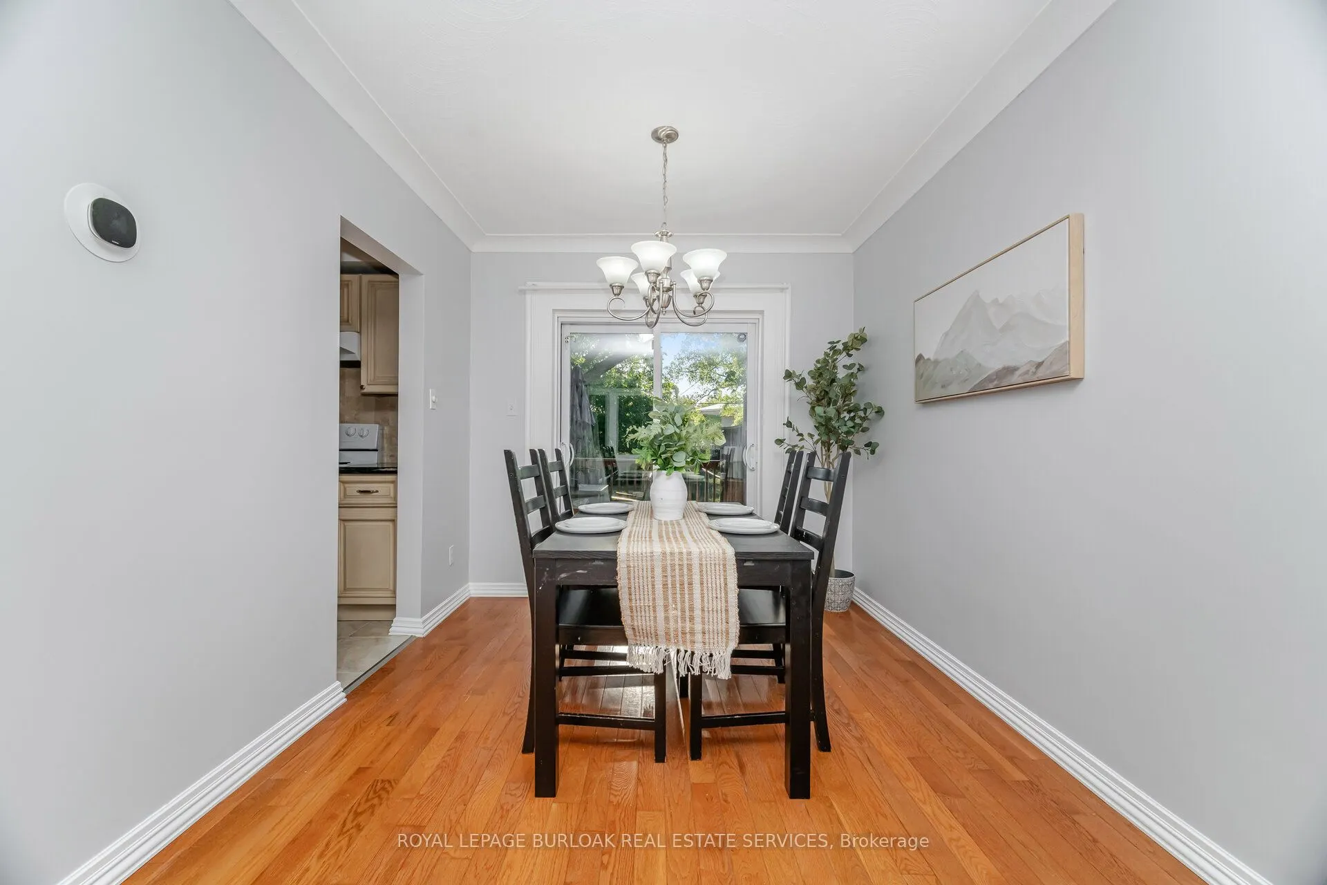 2295 Barclay Road