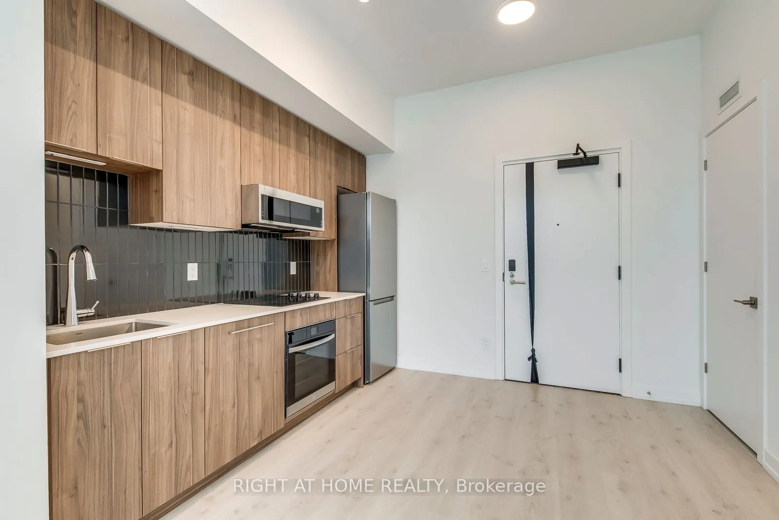 2501 Saw Whet Boulevard, #136