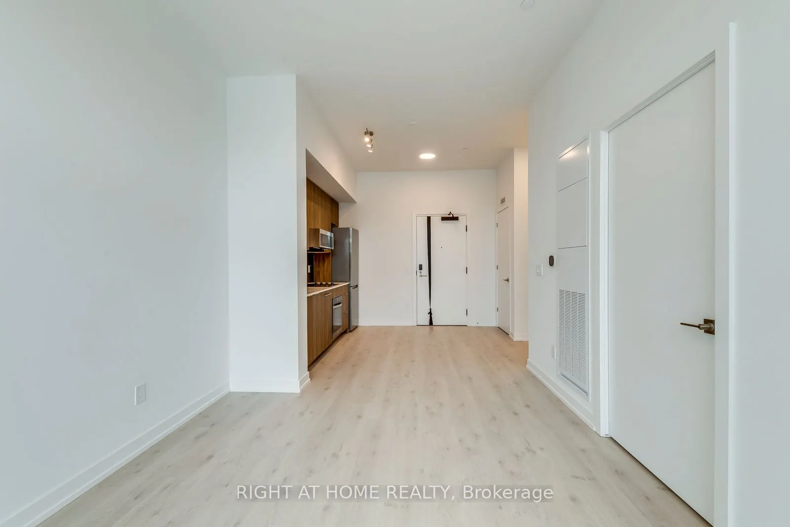 2501 Saw Whet Boulevard, #136