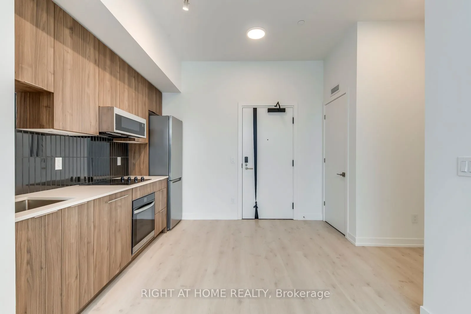 2501 Saw Whet Boulevard, #136