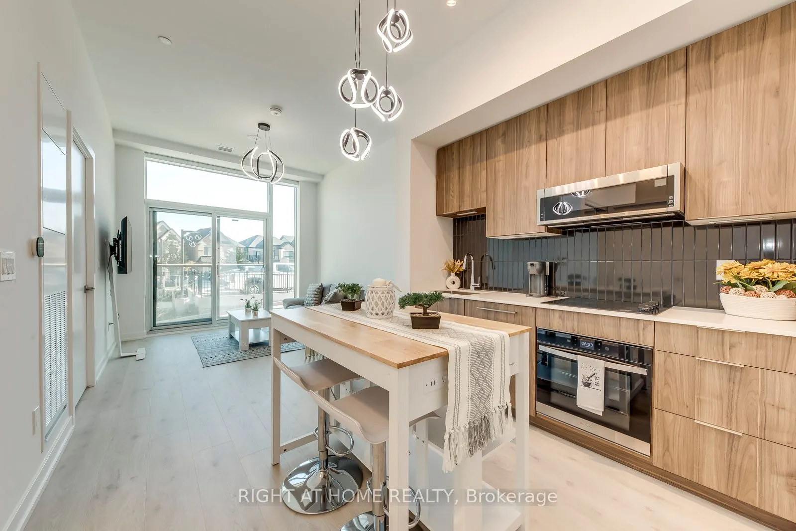 2501 Saw Whet Boulevard, #136