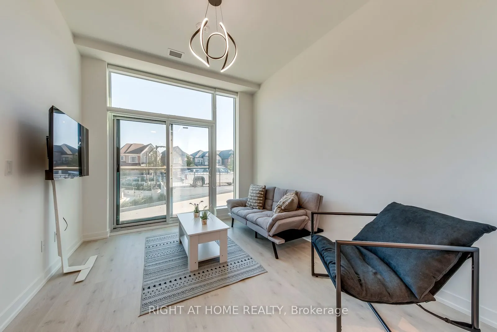 2501 Saw Whet Boulevard, #136