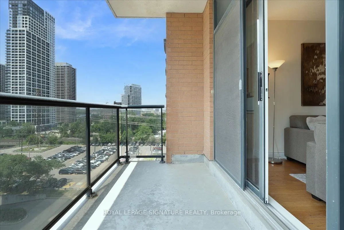 1 Lomond Drive, #802