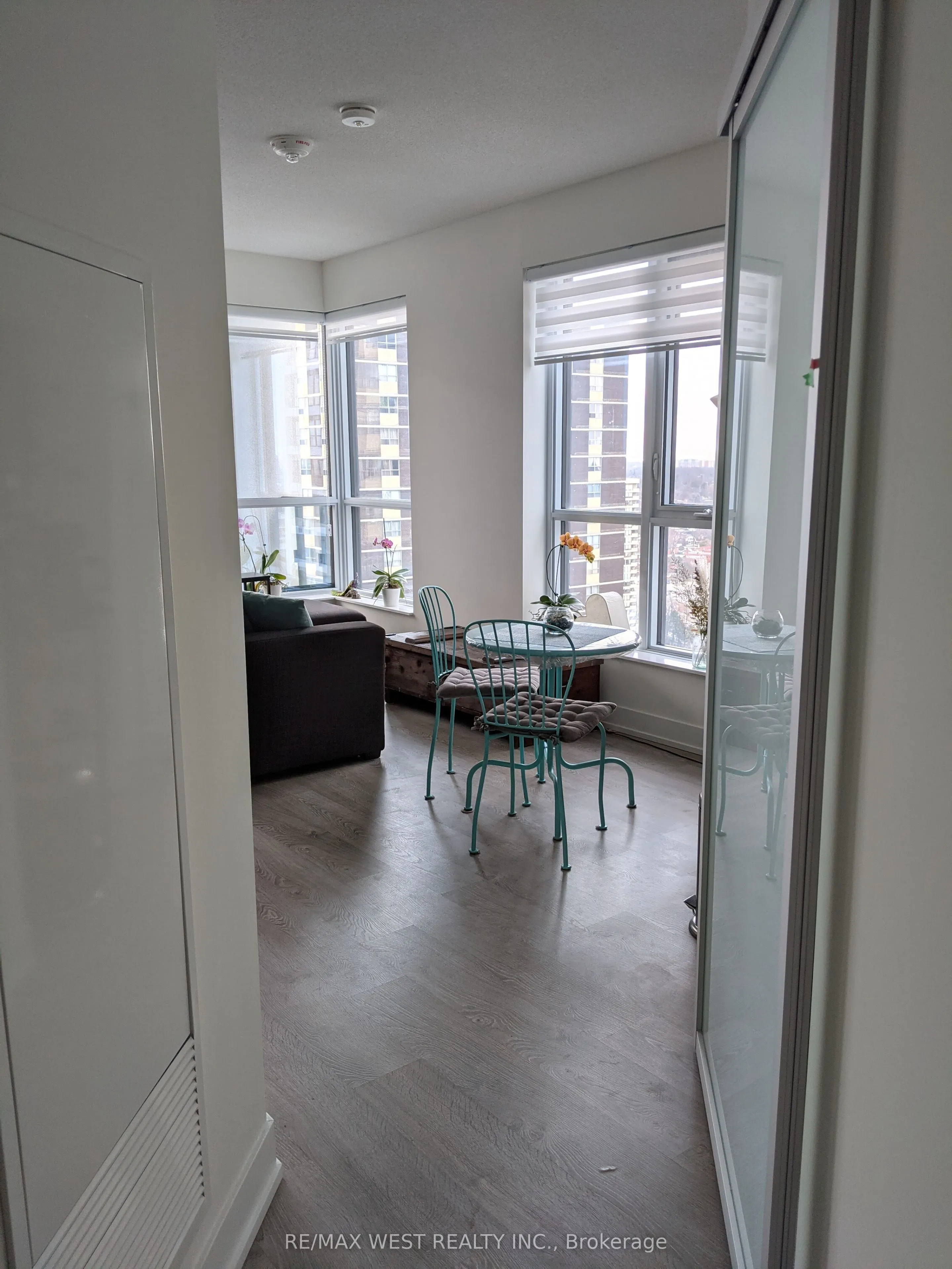 9 Mabelle Avenue, #3018