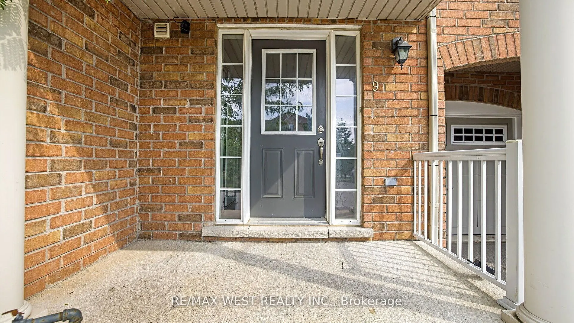 9 Freeland Hill W