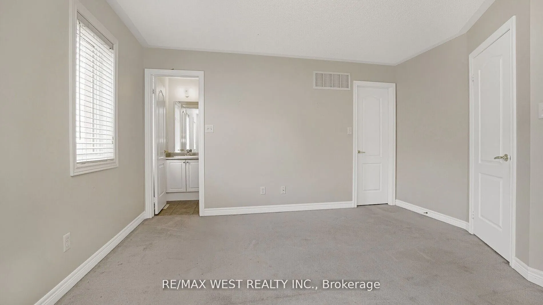 9 Freeland Hill W