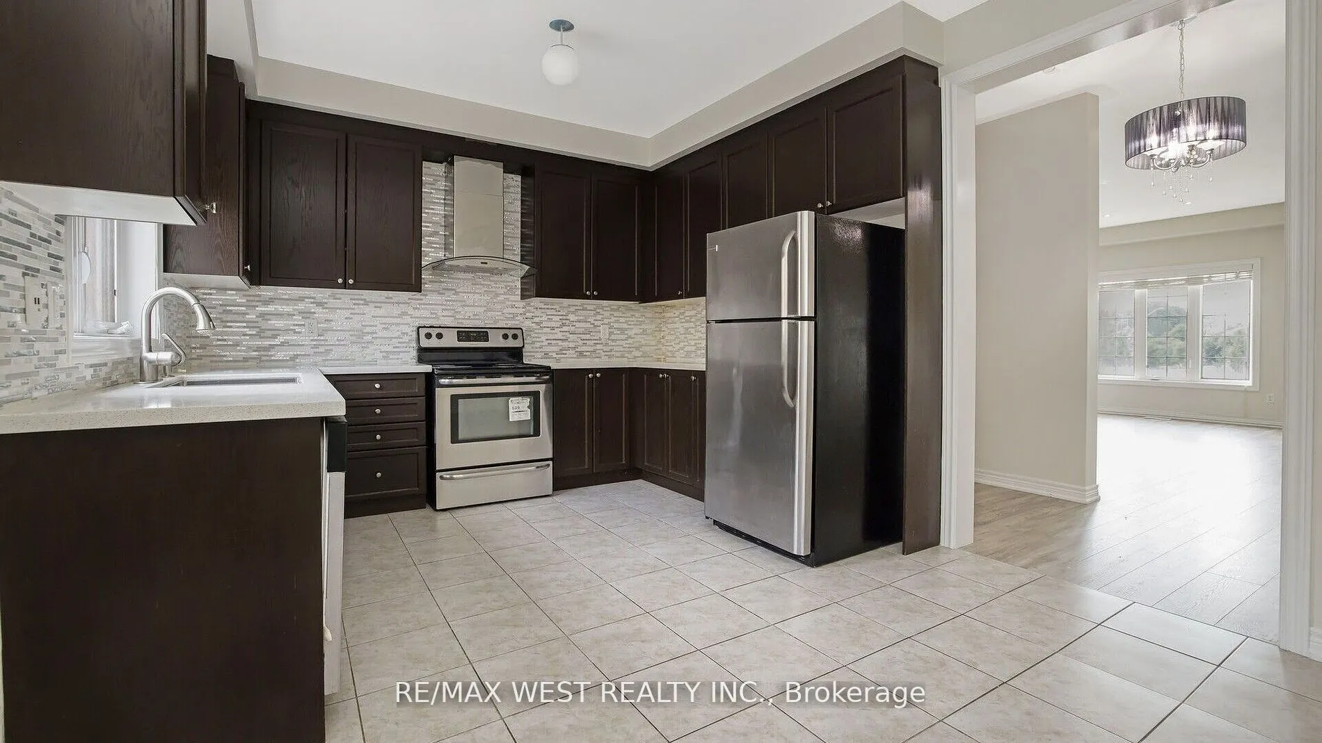 9 Freeland Hill W