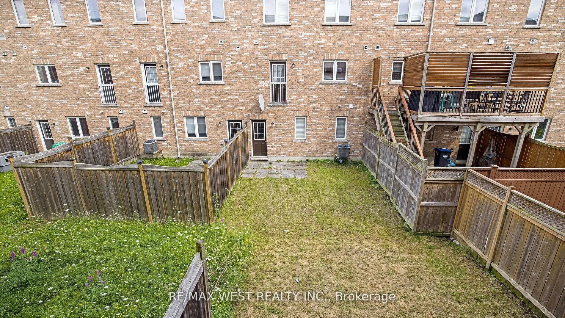9 Freeland Hill W