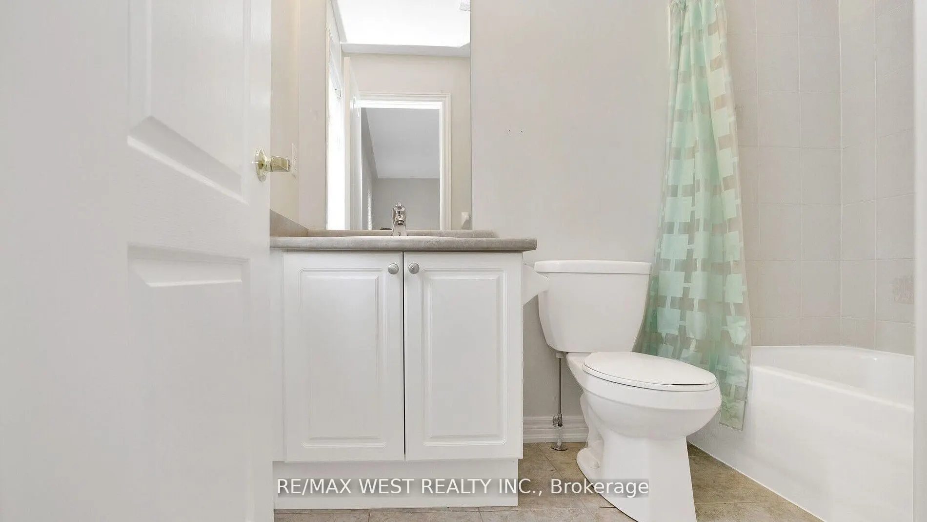 9 Freeland Hill W