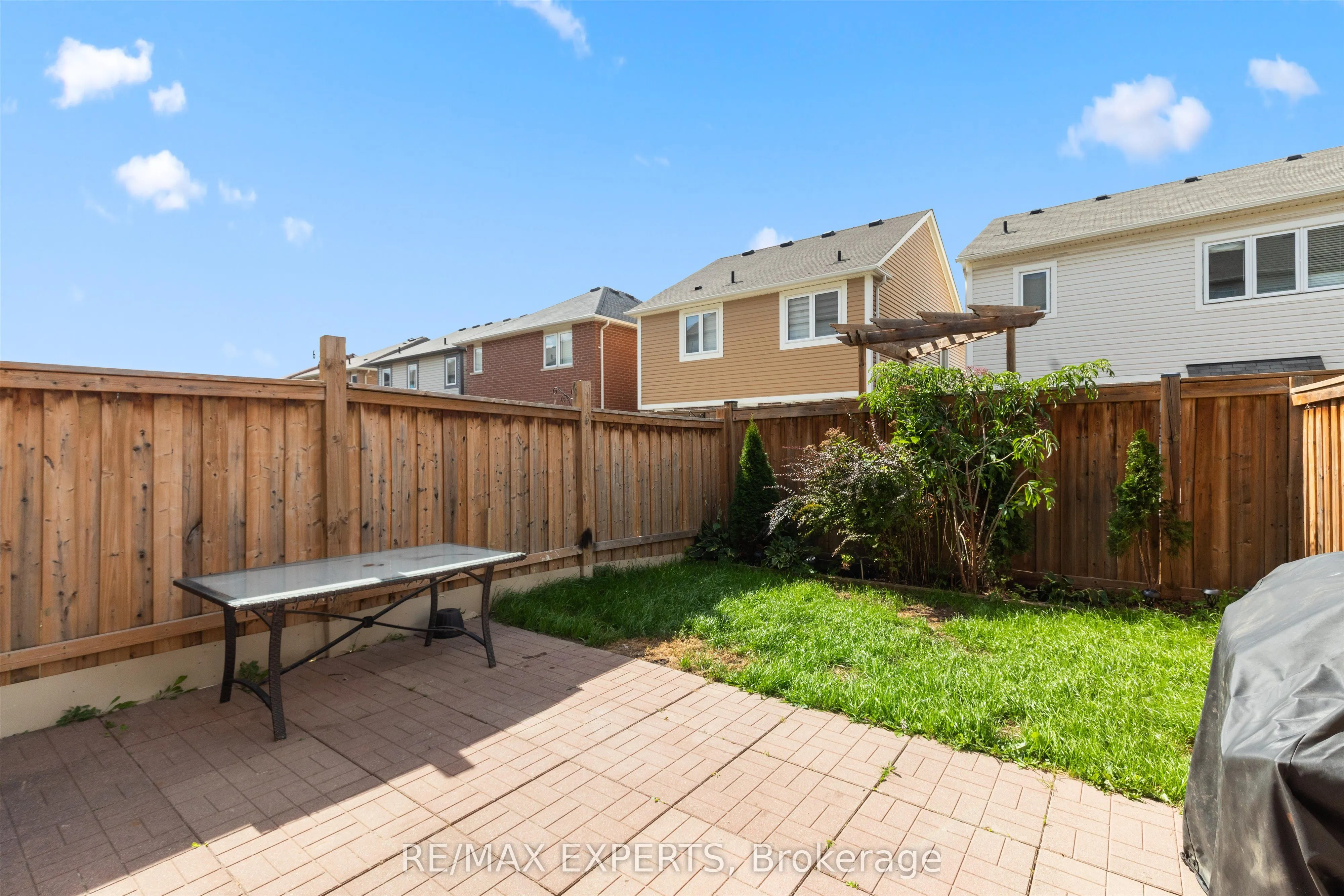 84 Vanhore Close