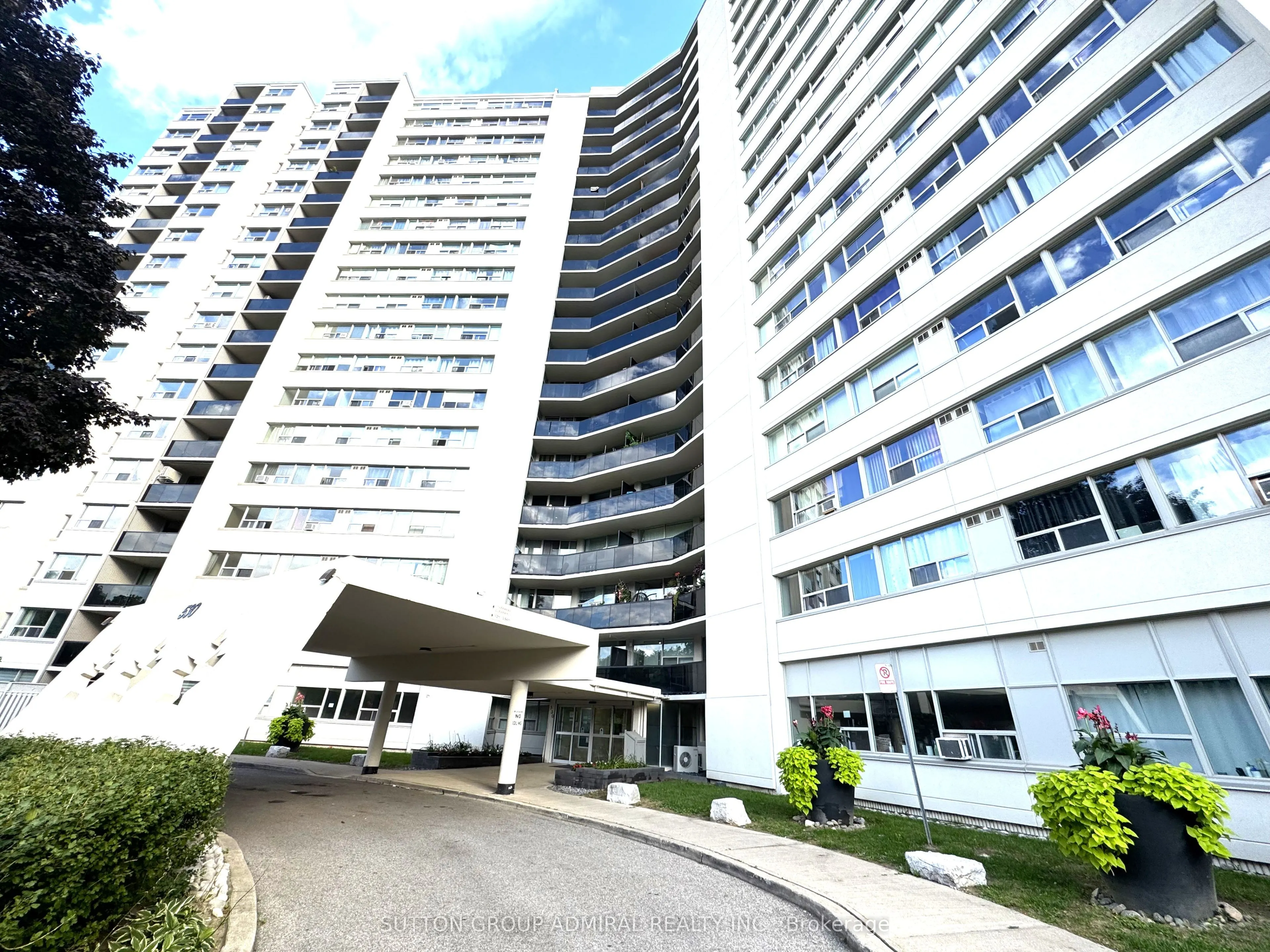 530 Lolita Gardens N, #1105