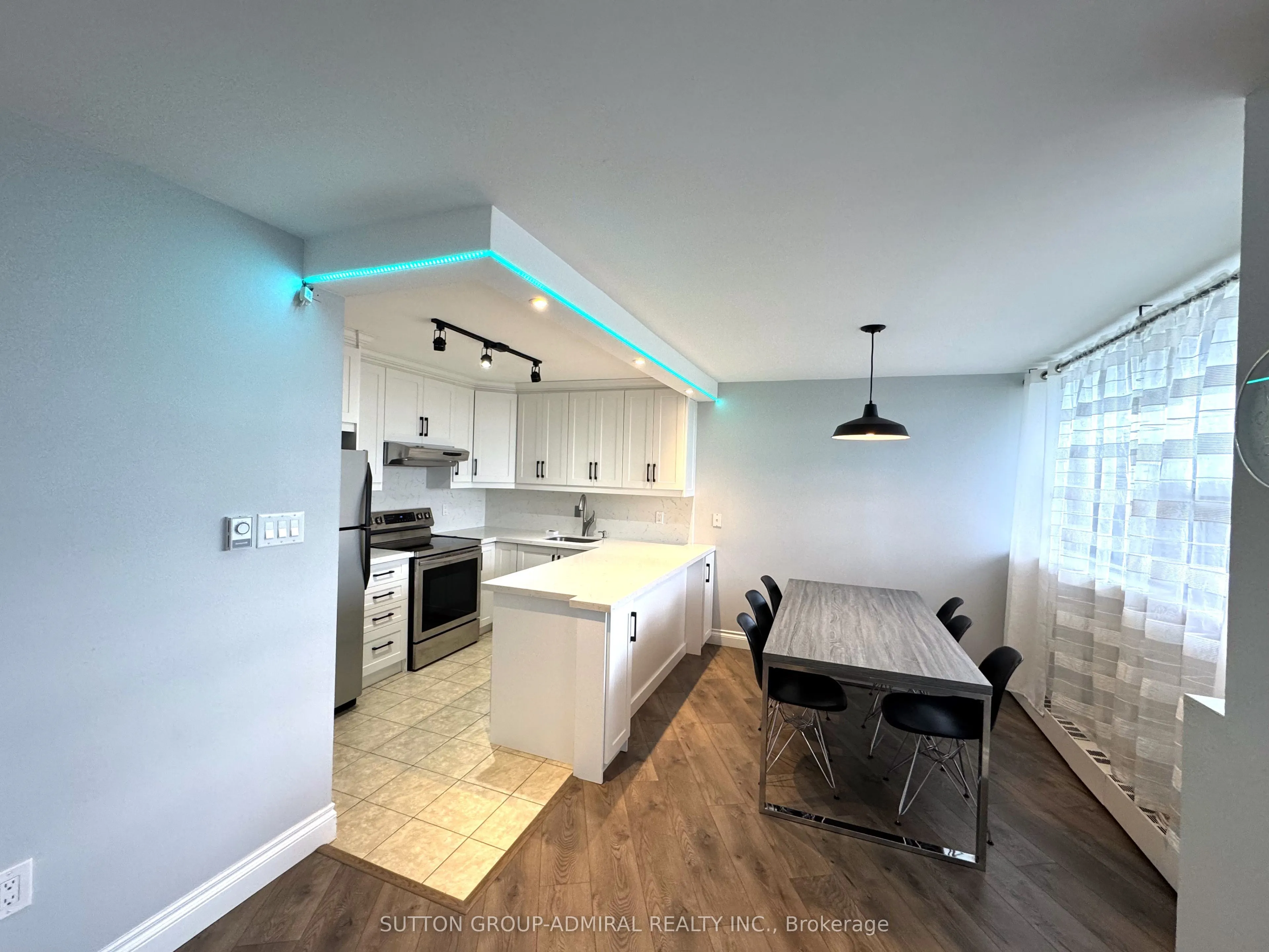 530 Lolita Gardens N, #1105