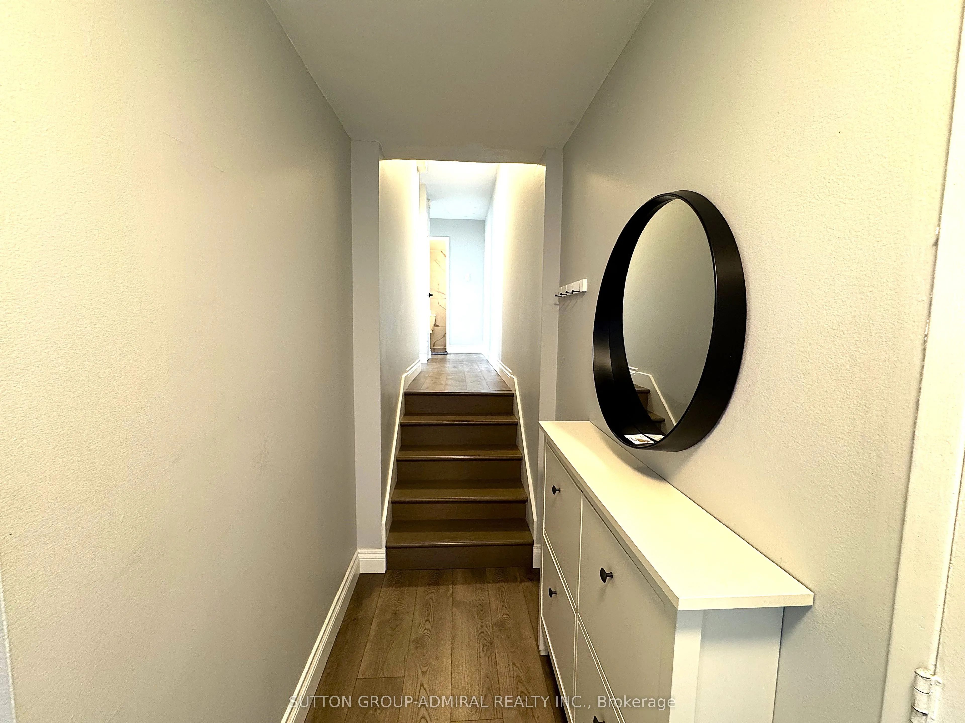 530 Lolita Gardens N, #1105