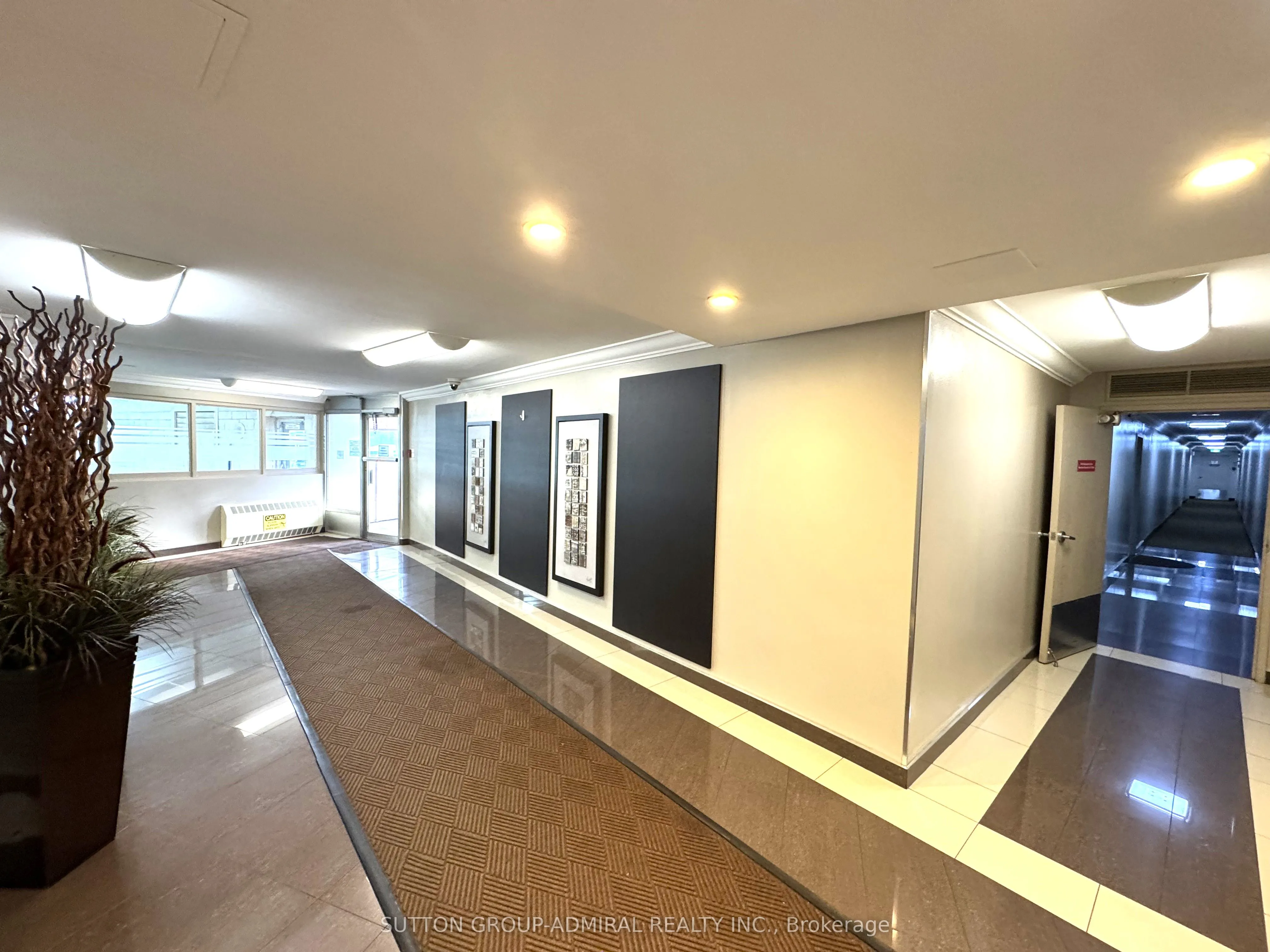 530 Lolita Gardens N, #1105