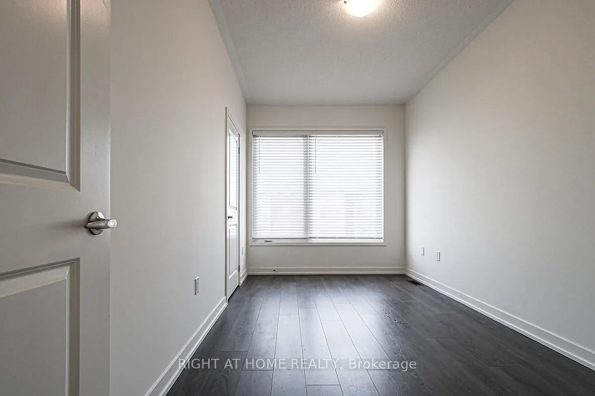 3092 Ernest Appelbe Boulevard