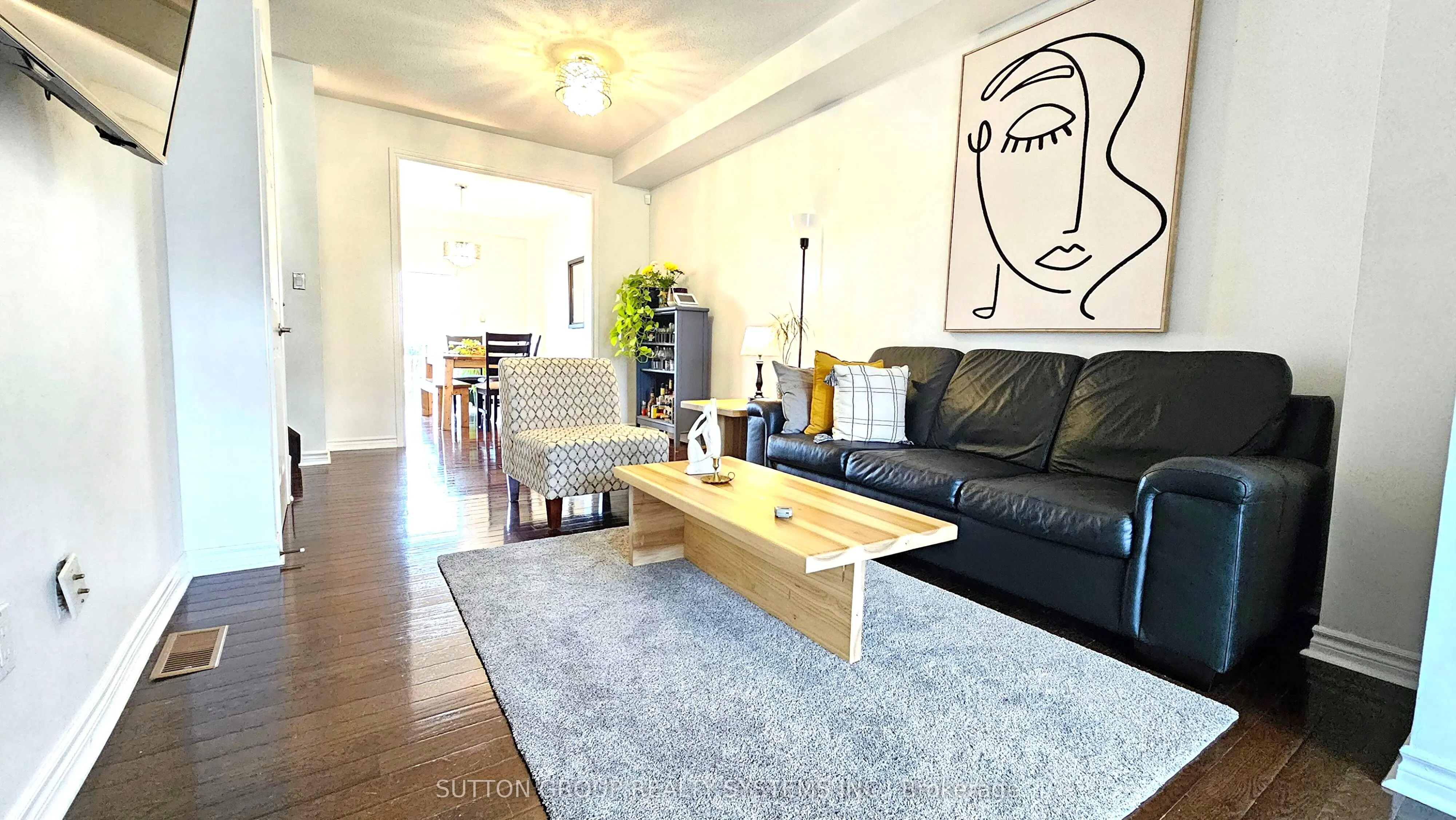 355 Hobbs Crescent
