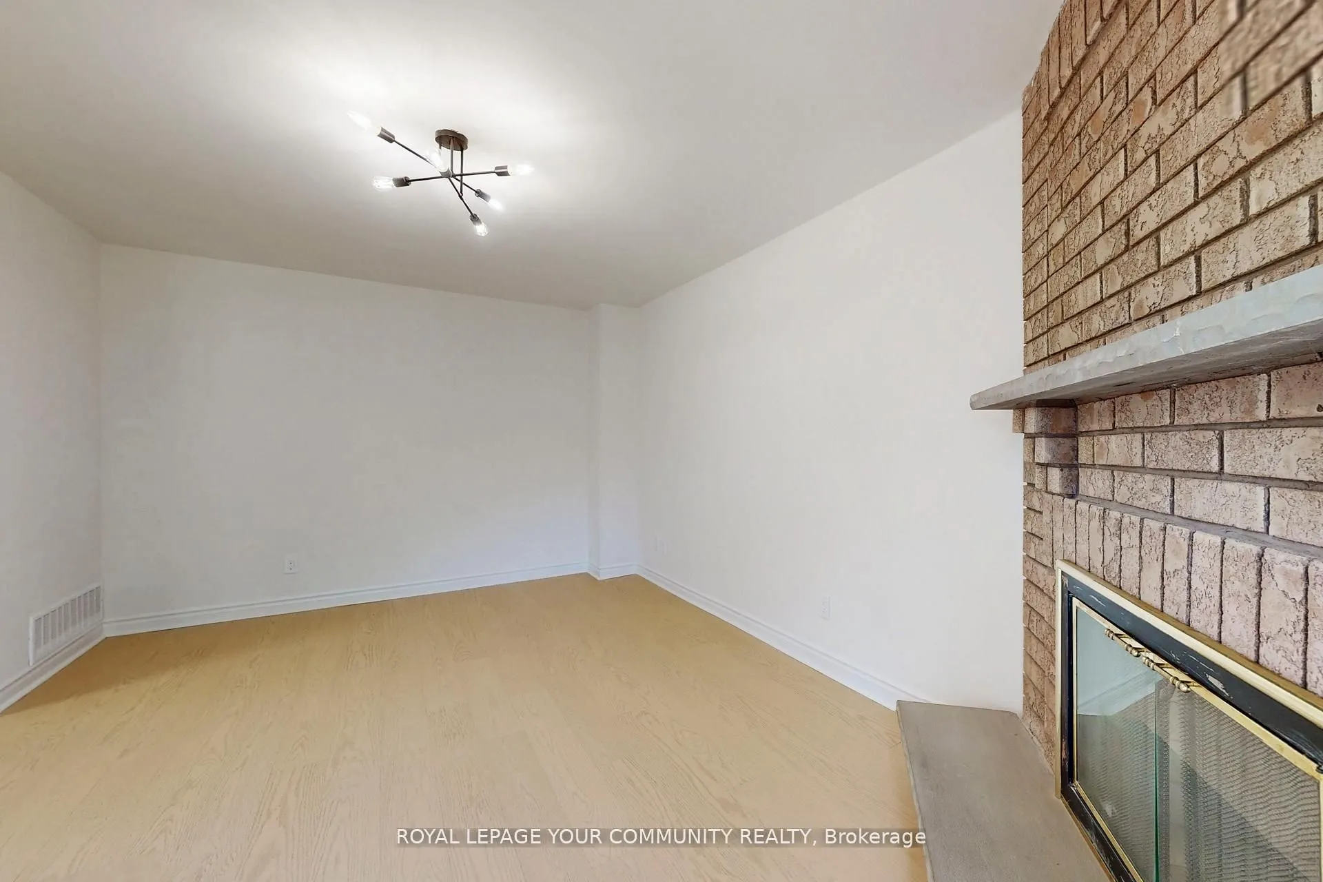 5158 Sundial Court