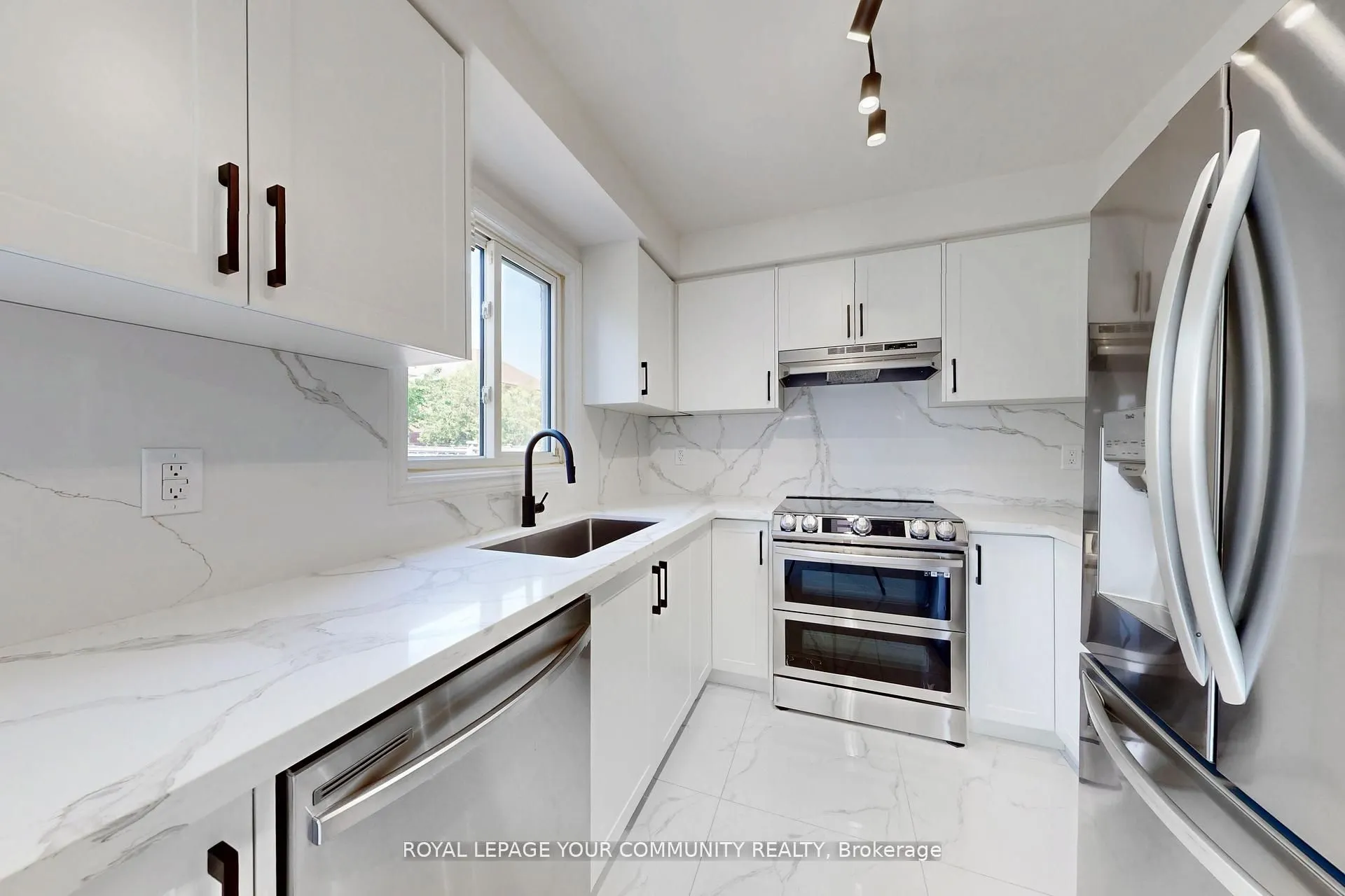 5158 Sundial Court