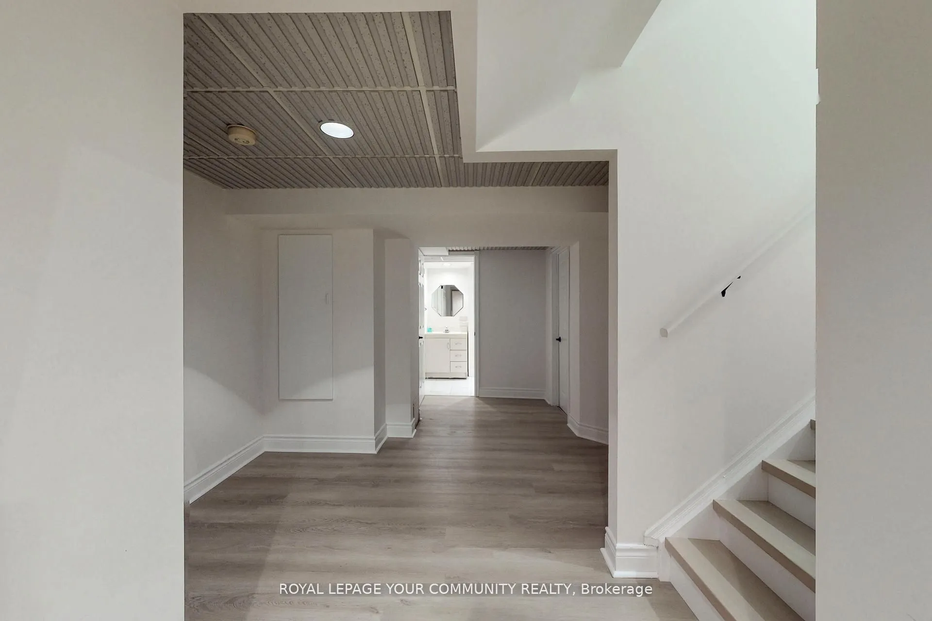 5158 Sundial Court