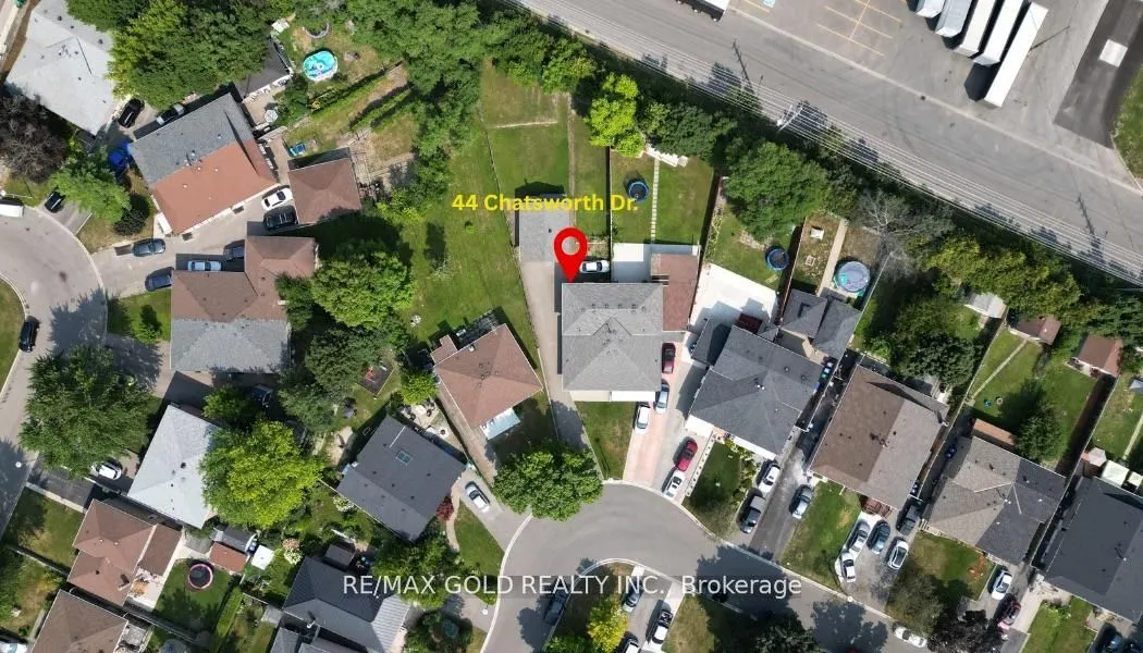 44 Chatsworth Drive