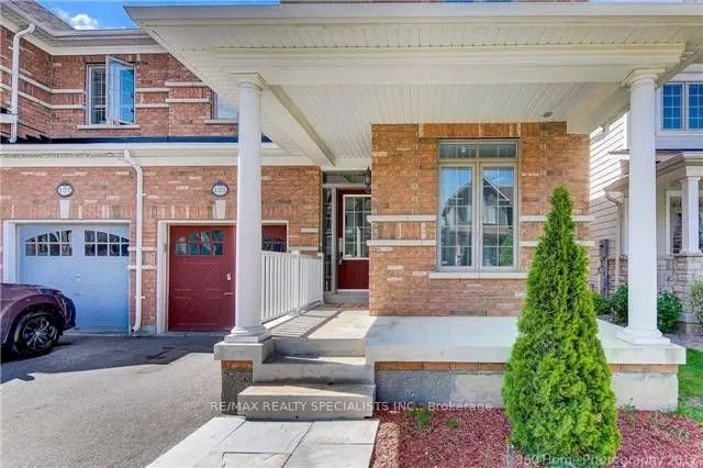 125 DONOVAN Heights