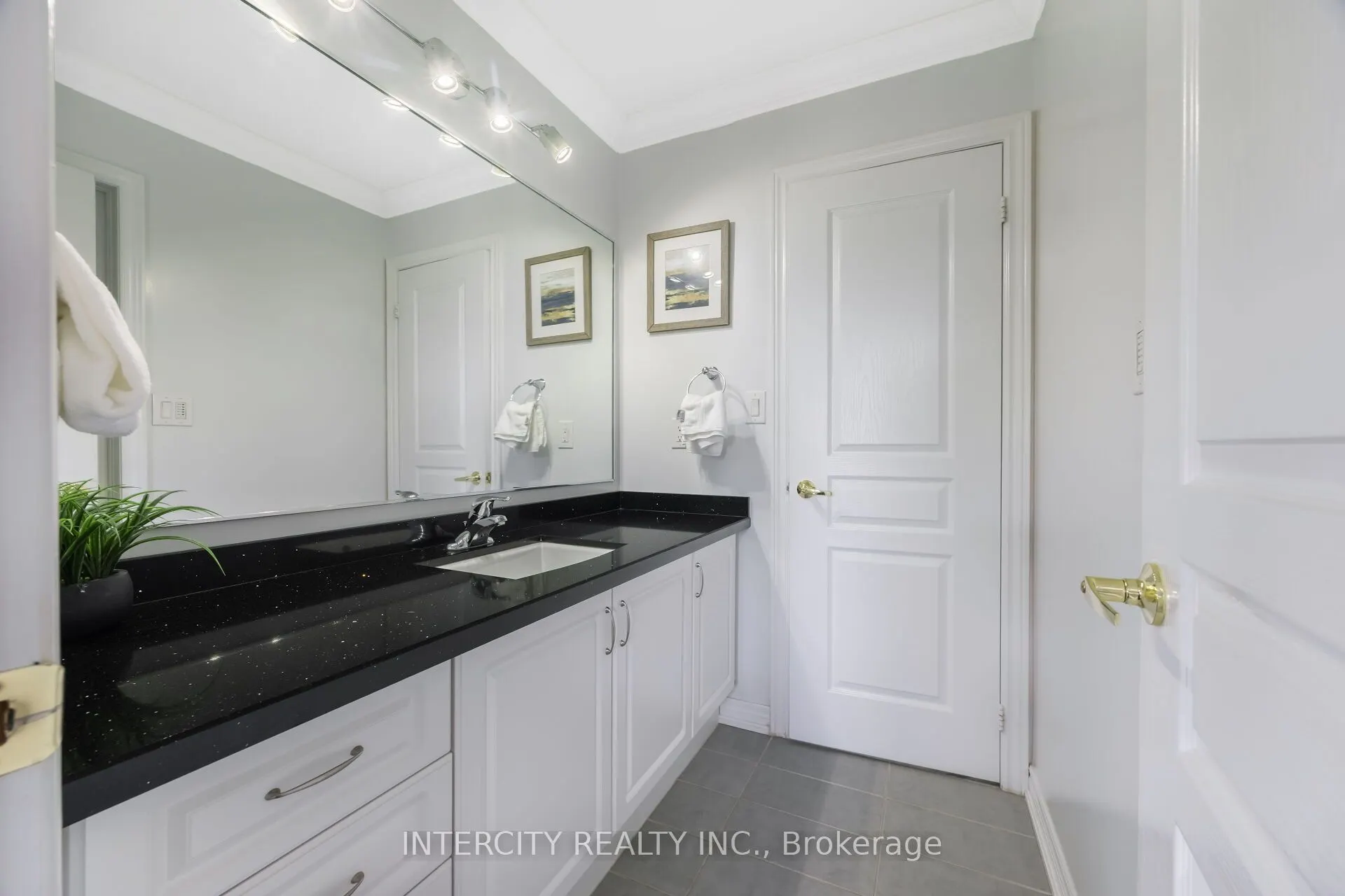 41 Tappet Drive