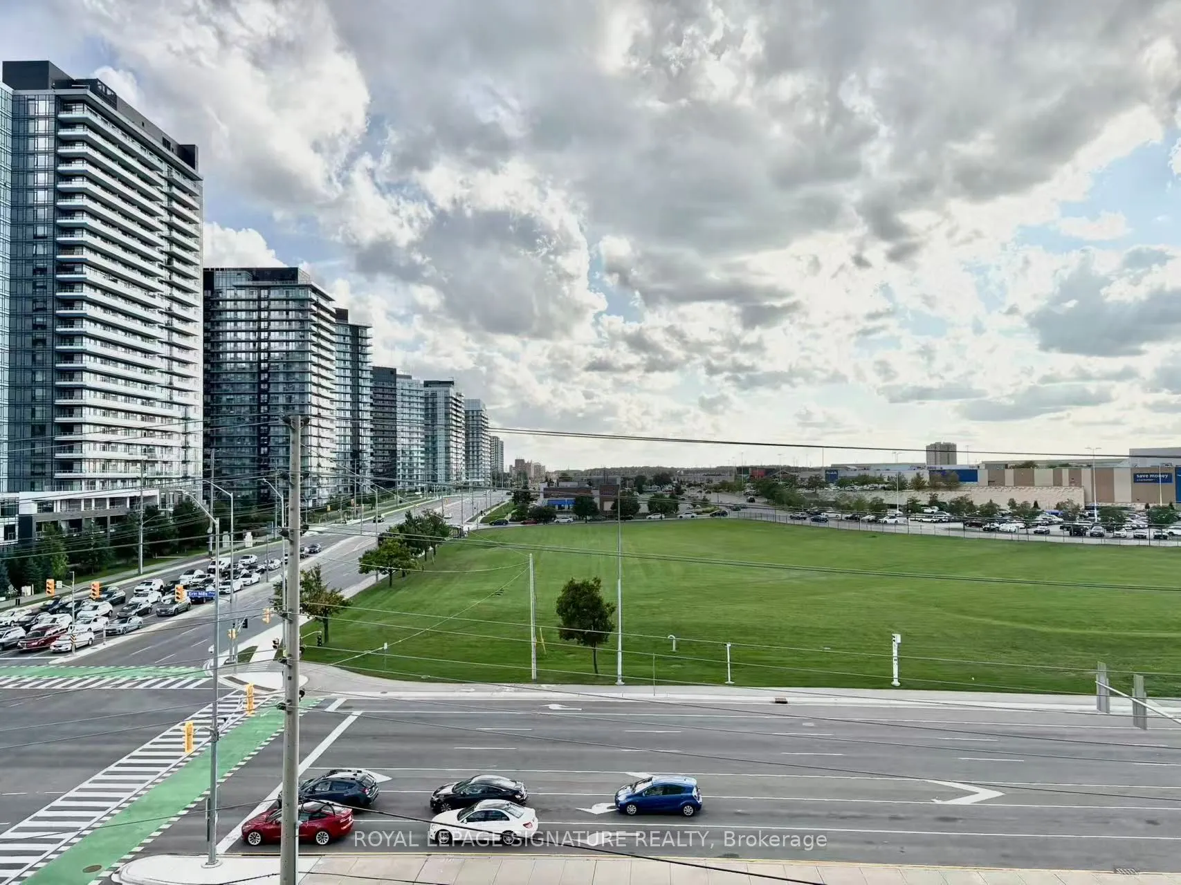 2485 Eglinton Avenue W, #618