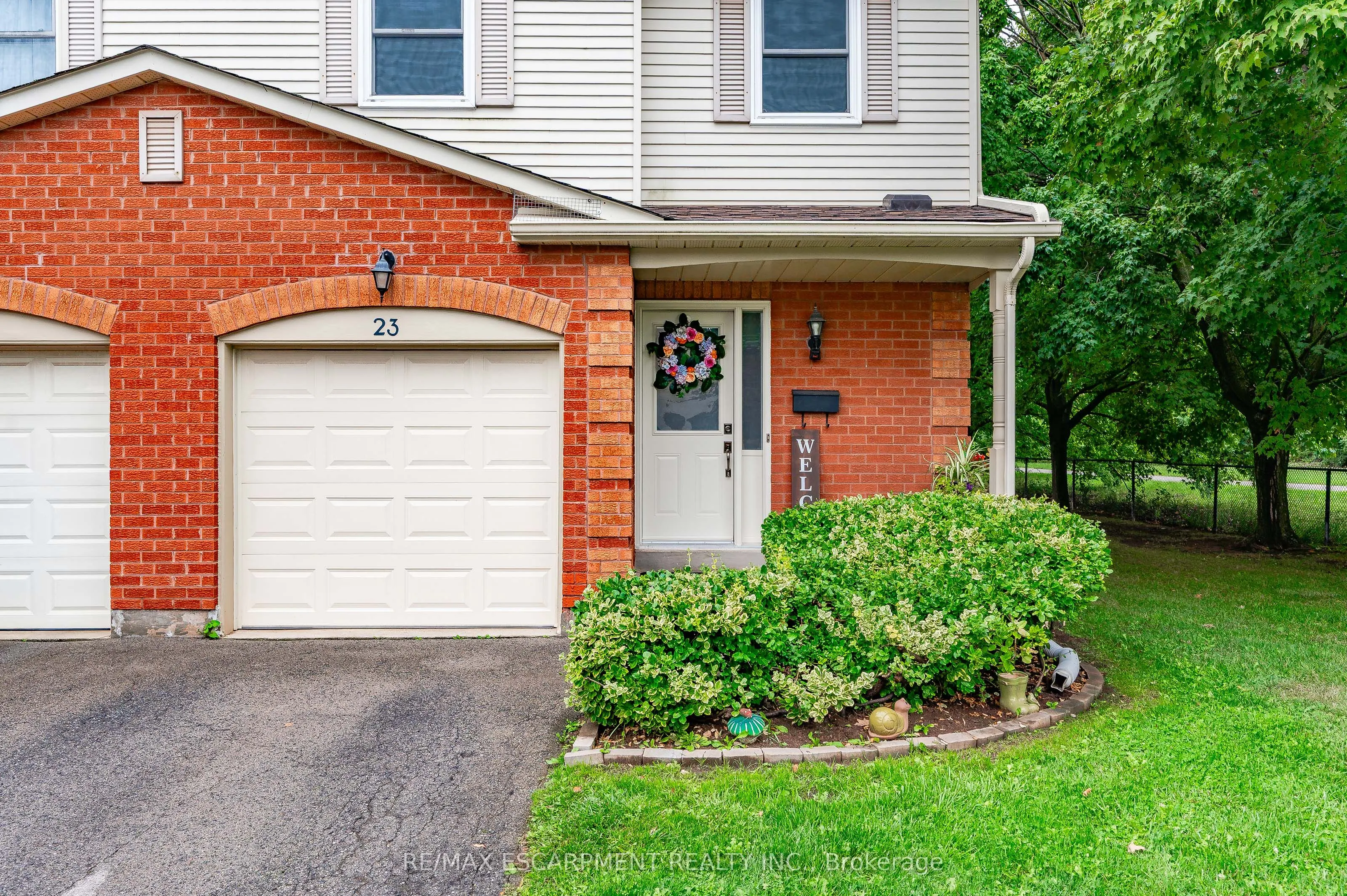 415 River Oaks Boulevard W, #23