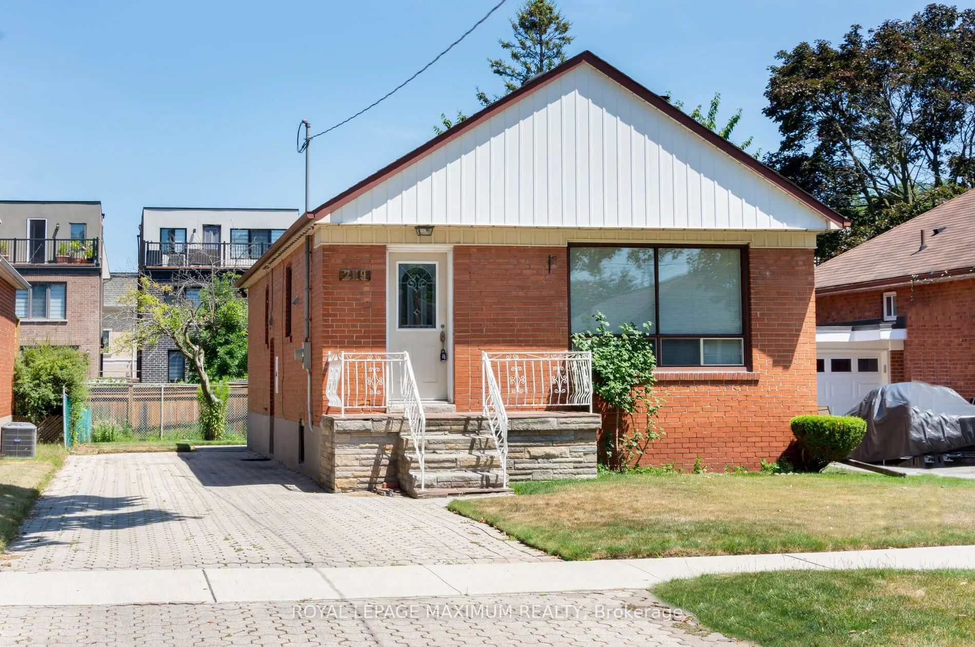 289 Thirtieth Street