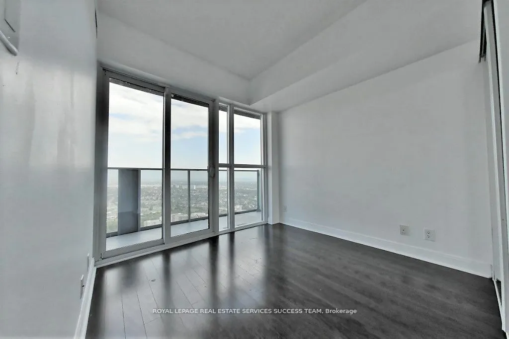 60 Absolute Avenue, #4808
