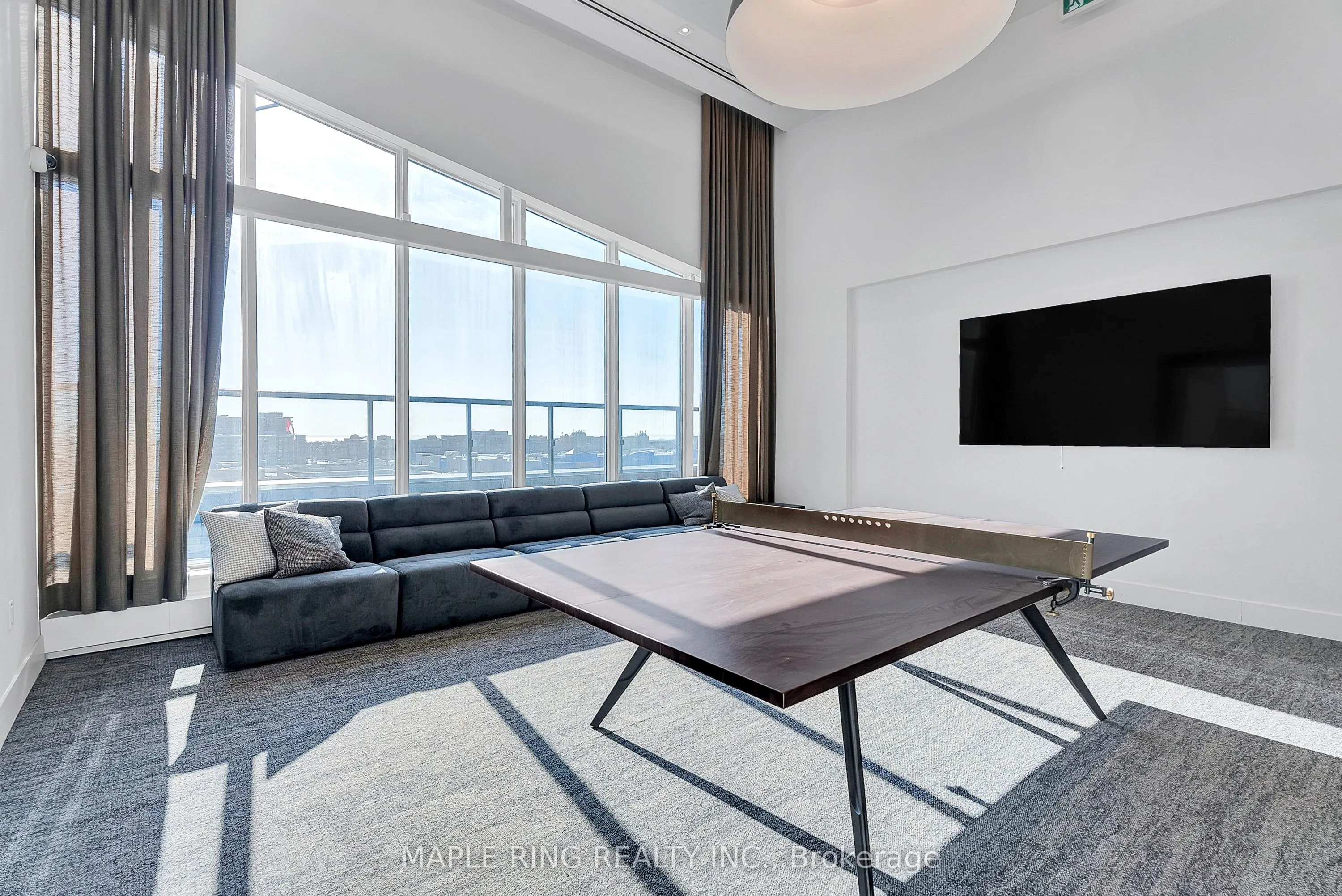 2489 Taunton Road, #105