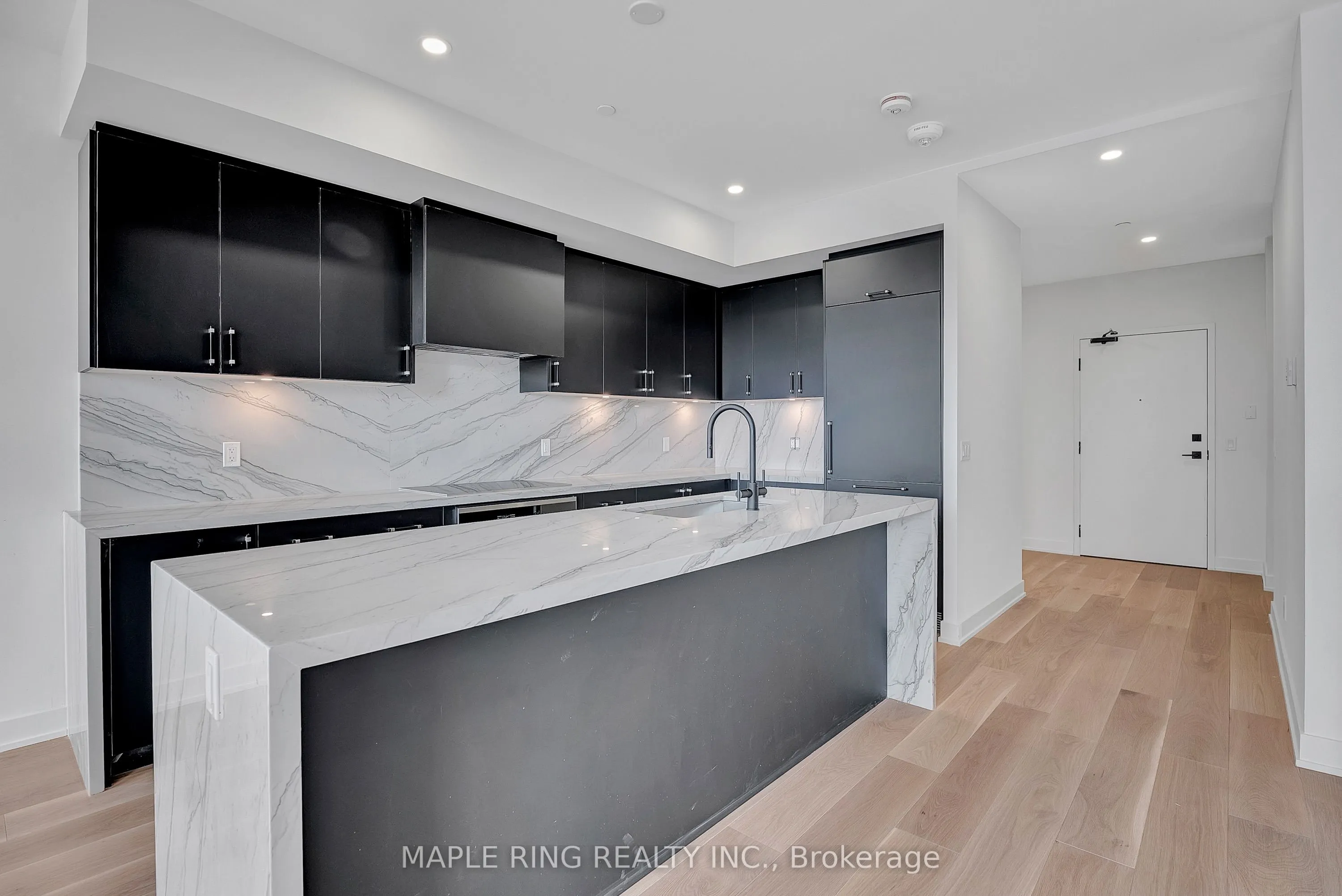 2489 Taunton Road, #105