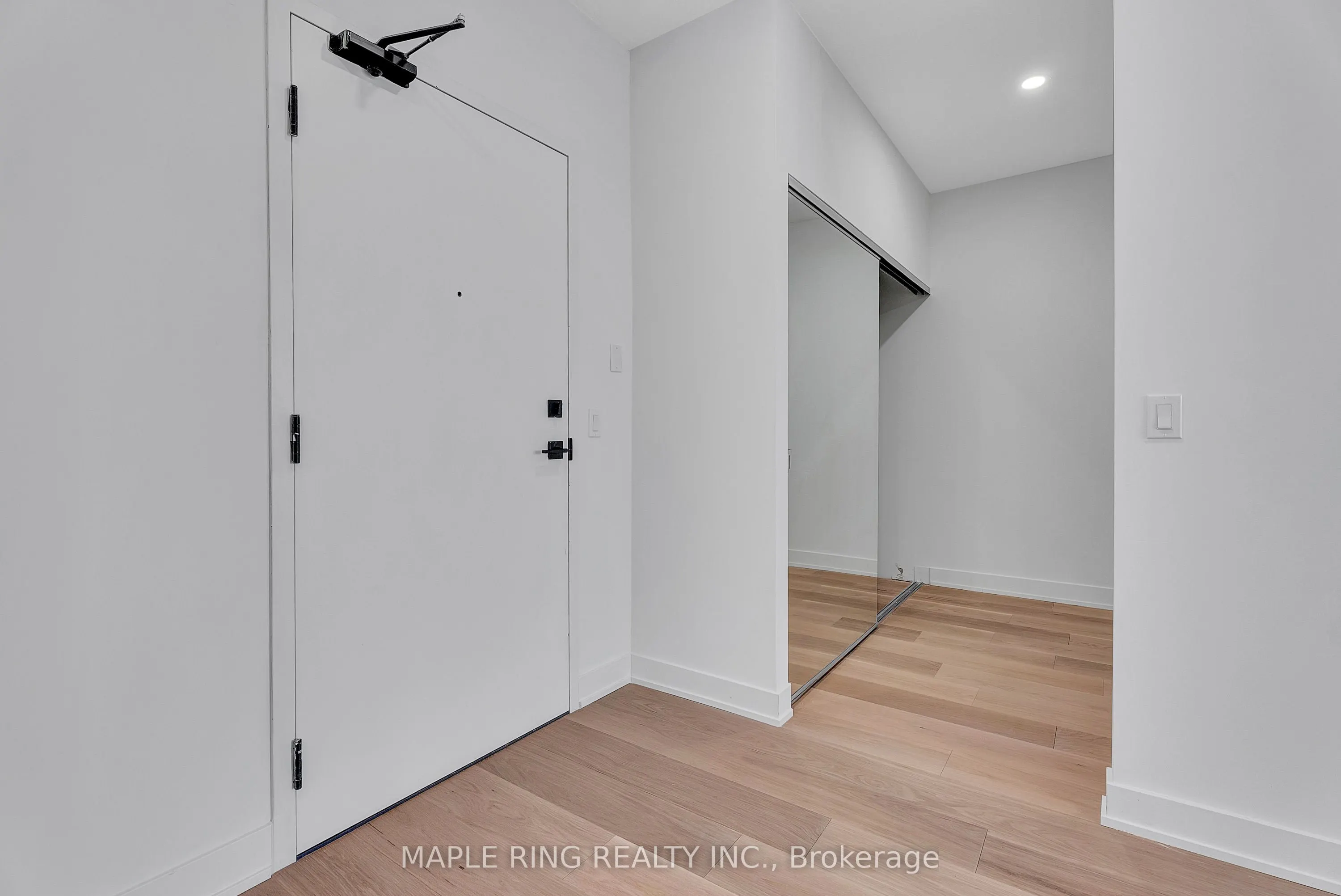 2489 Taunton Road, #105