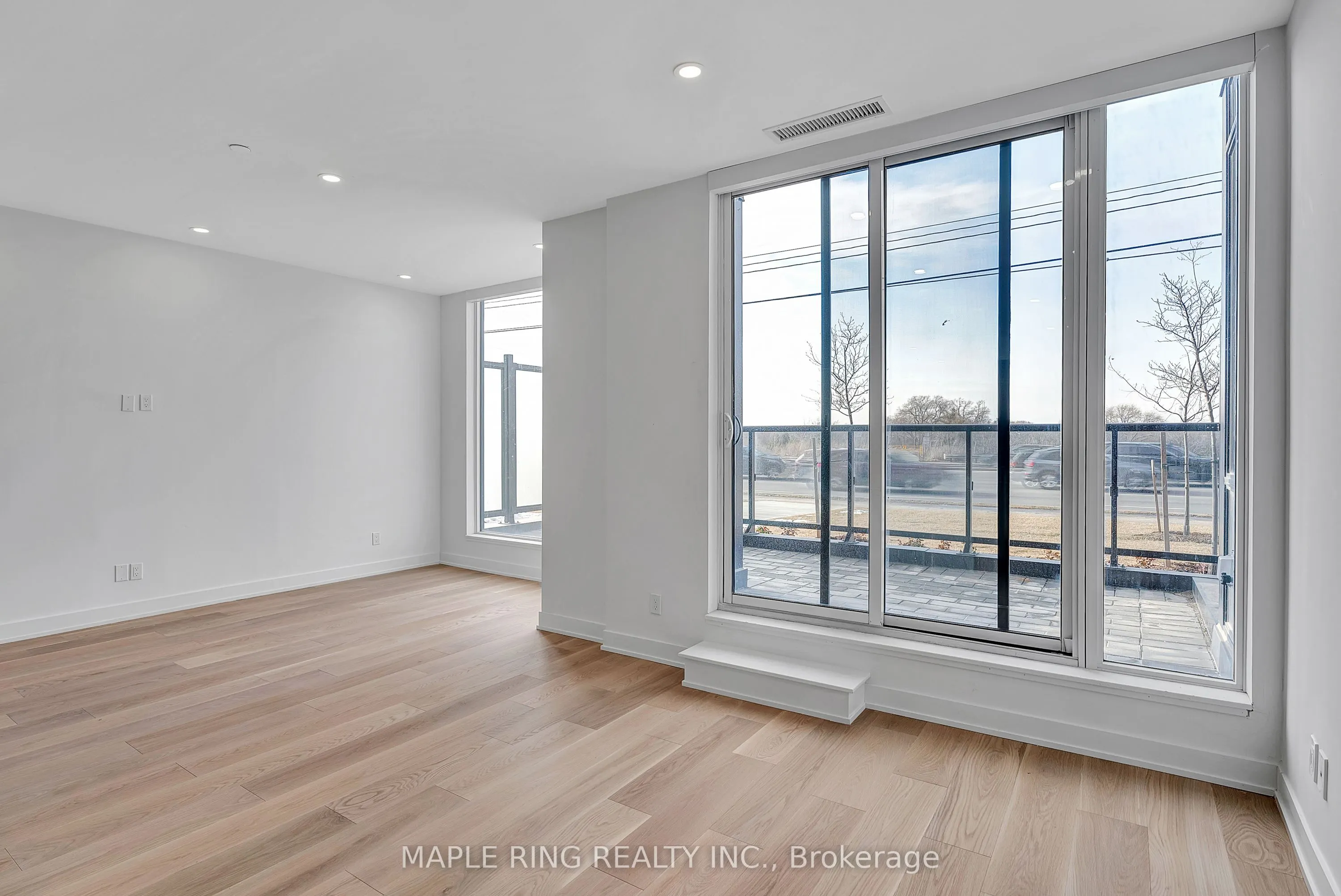 2489 Taunton Road, #105