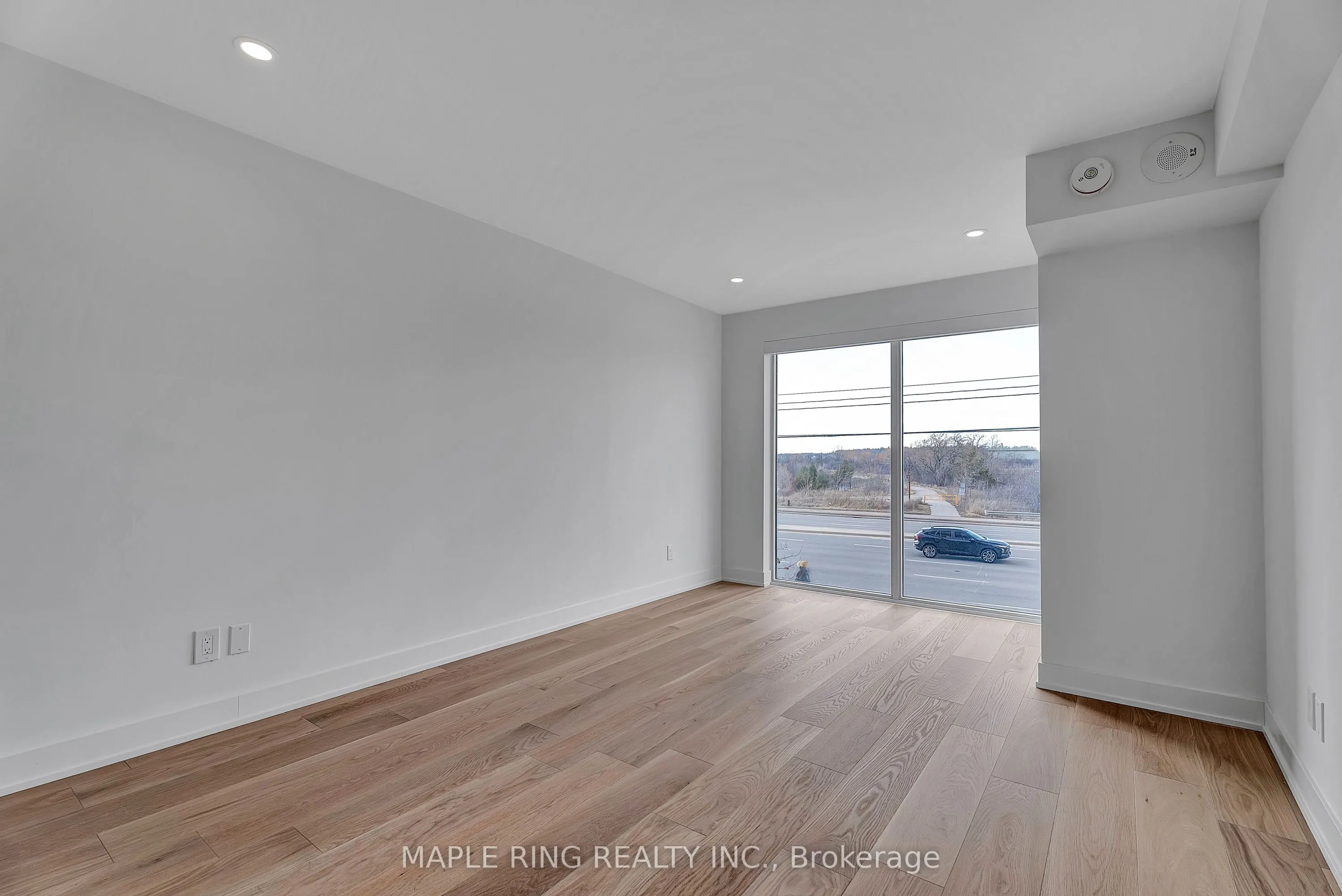 2489 Taunton Road, #105