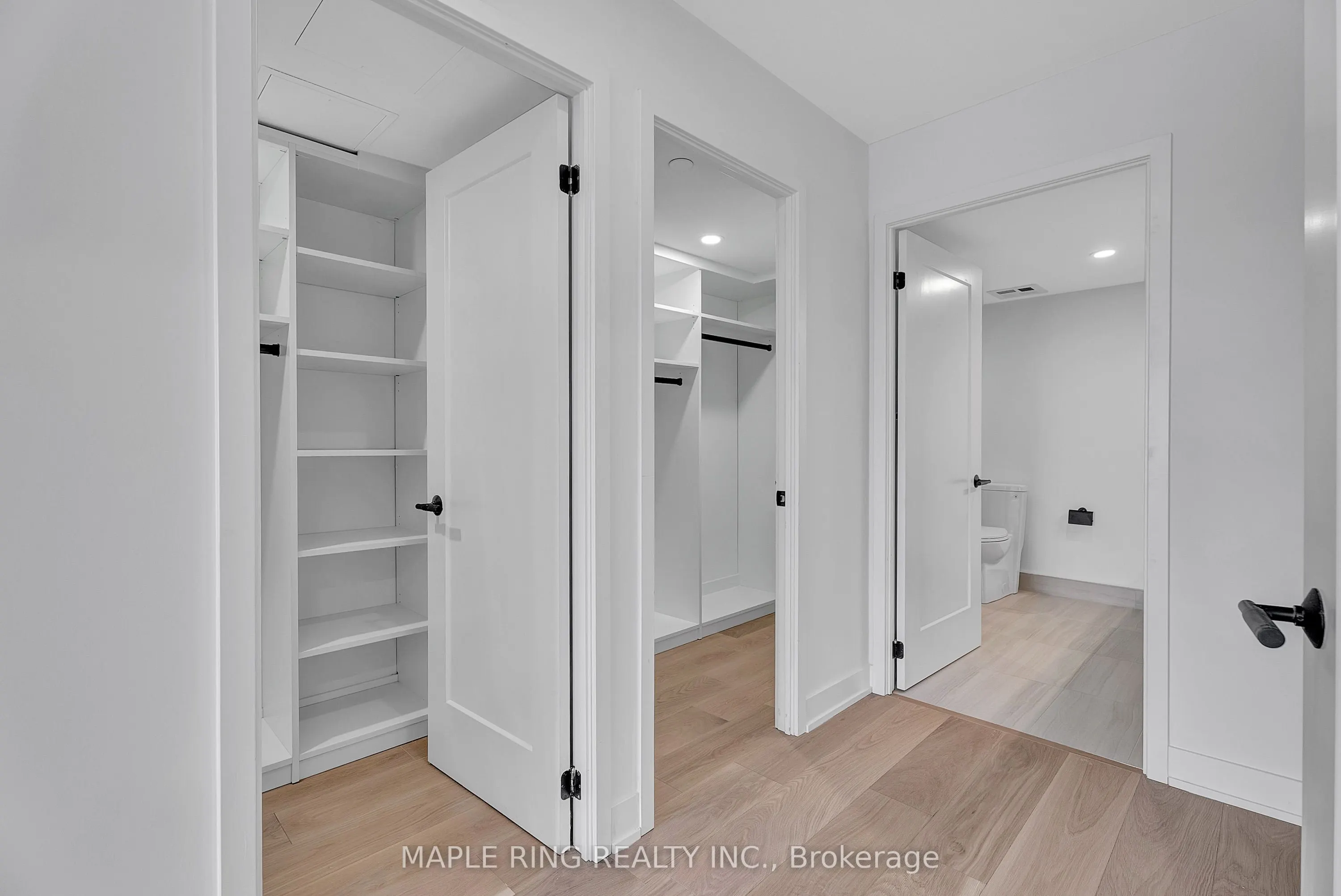 2489 Taunton Road, #105