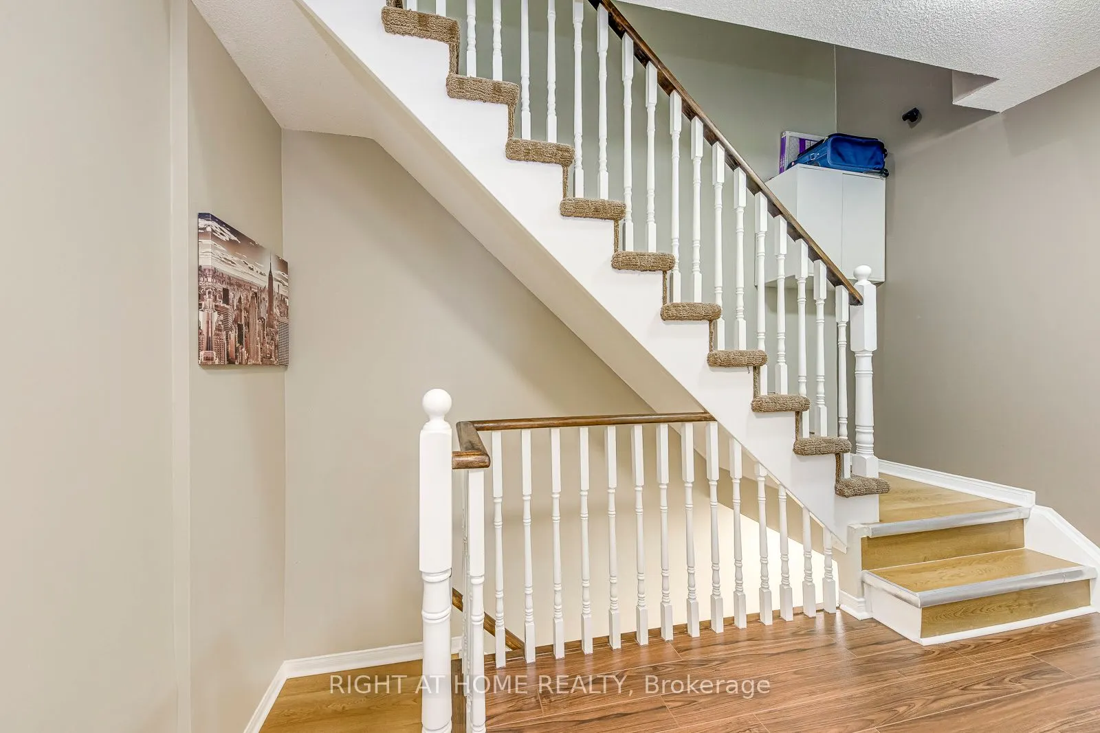 605 Shoreline Drive, #8