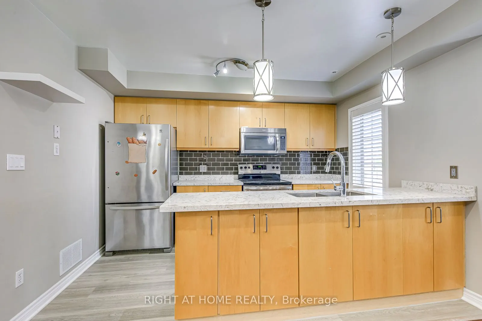 605 Shoreline Drive, #8