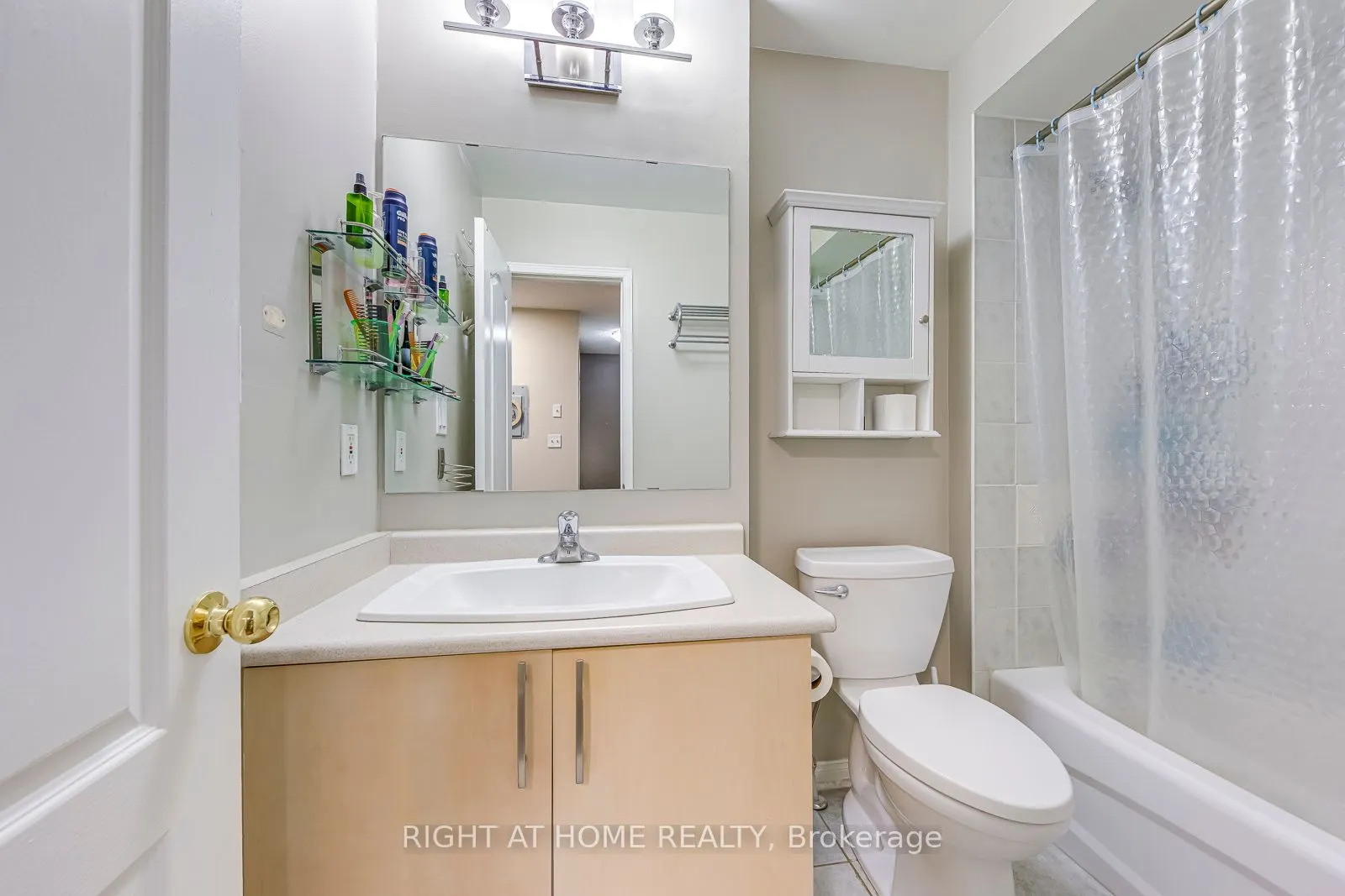 605 Shoreline Drive, #8