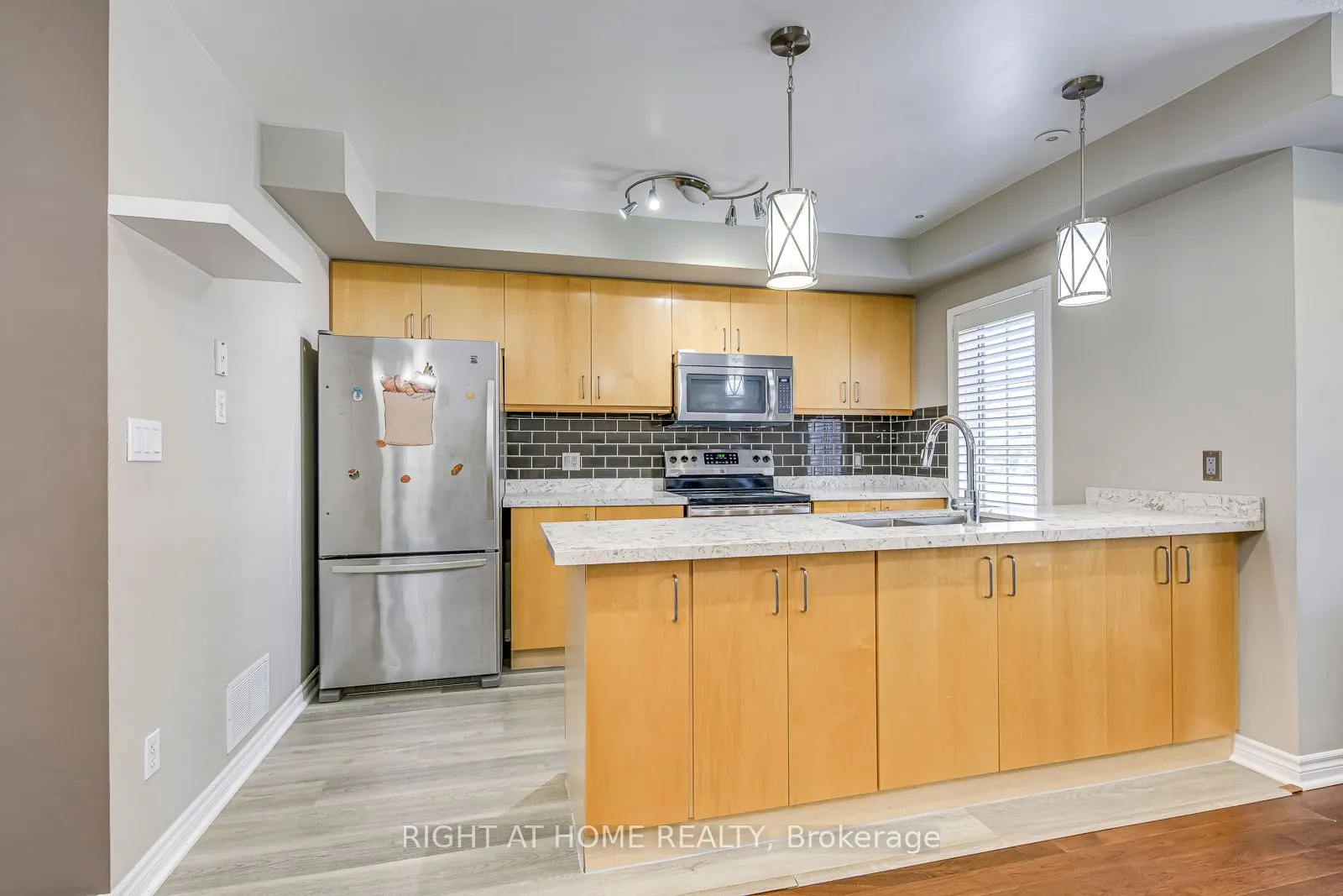 605 Shoreline Drive, #8