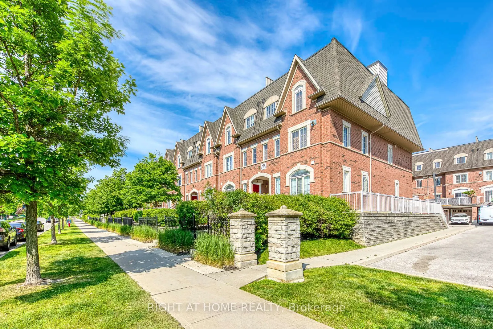 605 Shoreline Drive, #8