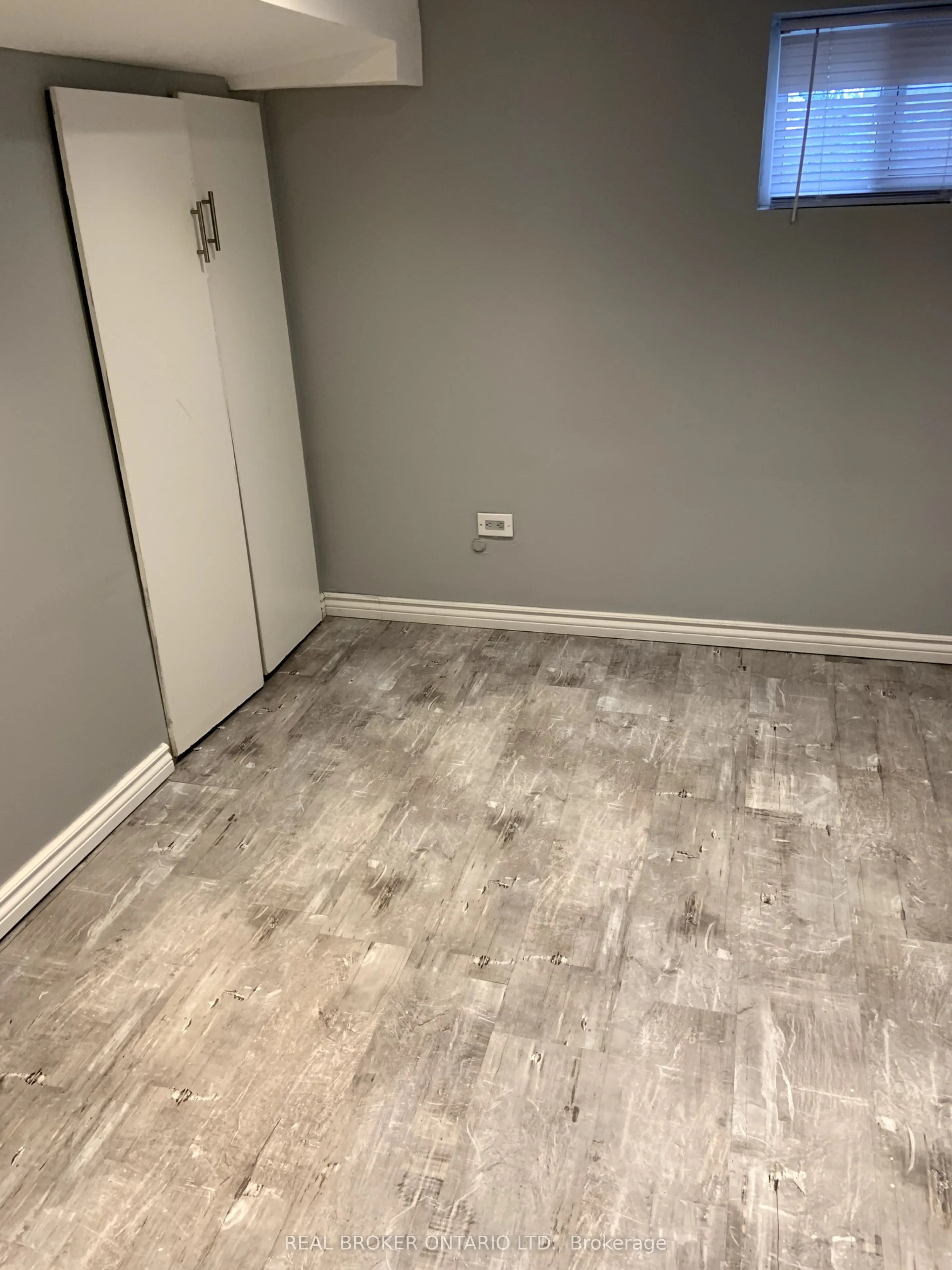 827 St Clarens Avenue, #Lower Level