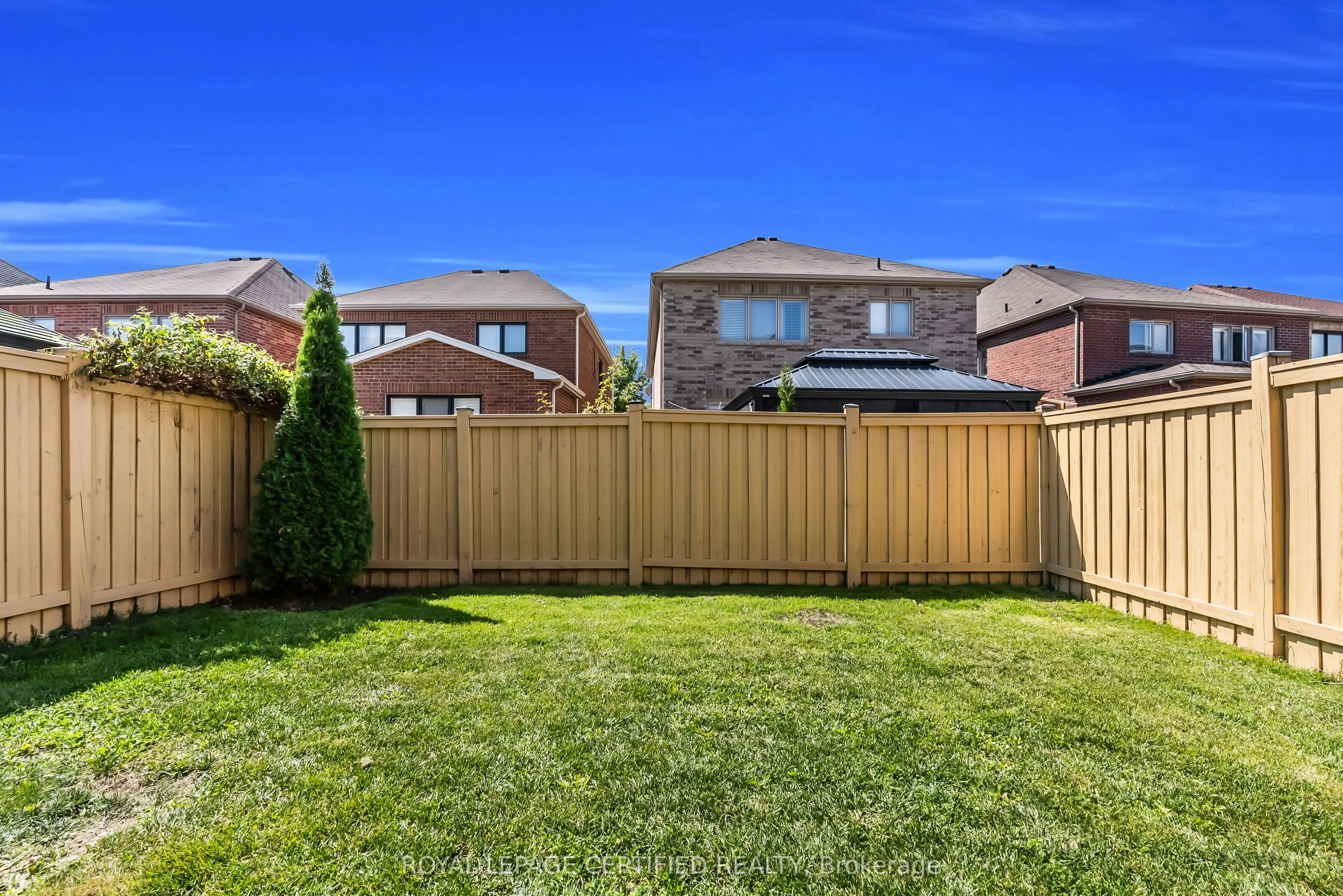61 Dunley Crescent
