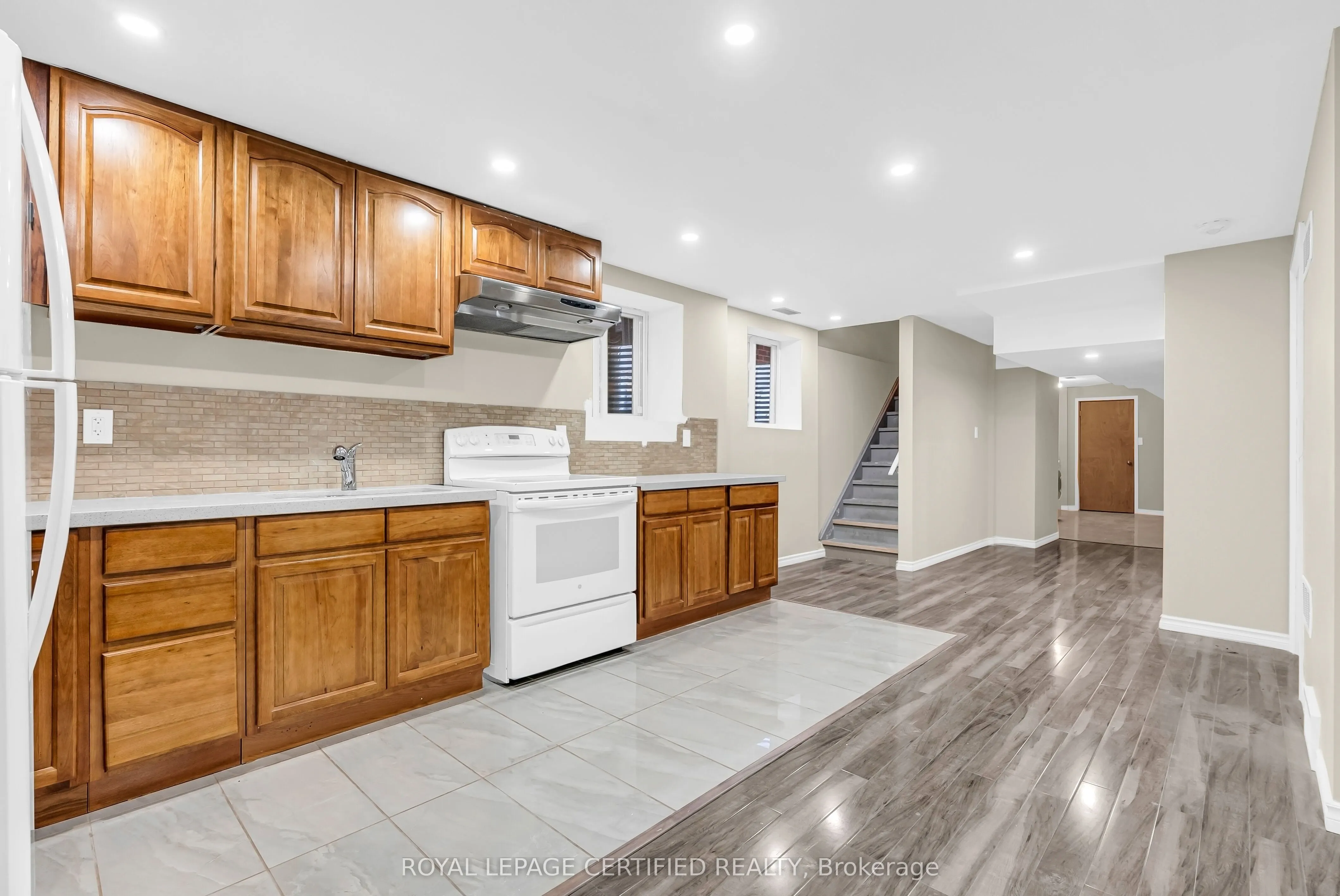 61 Dunley Crescent