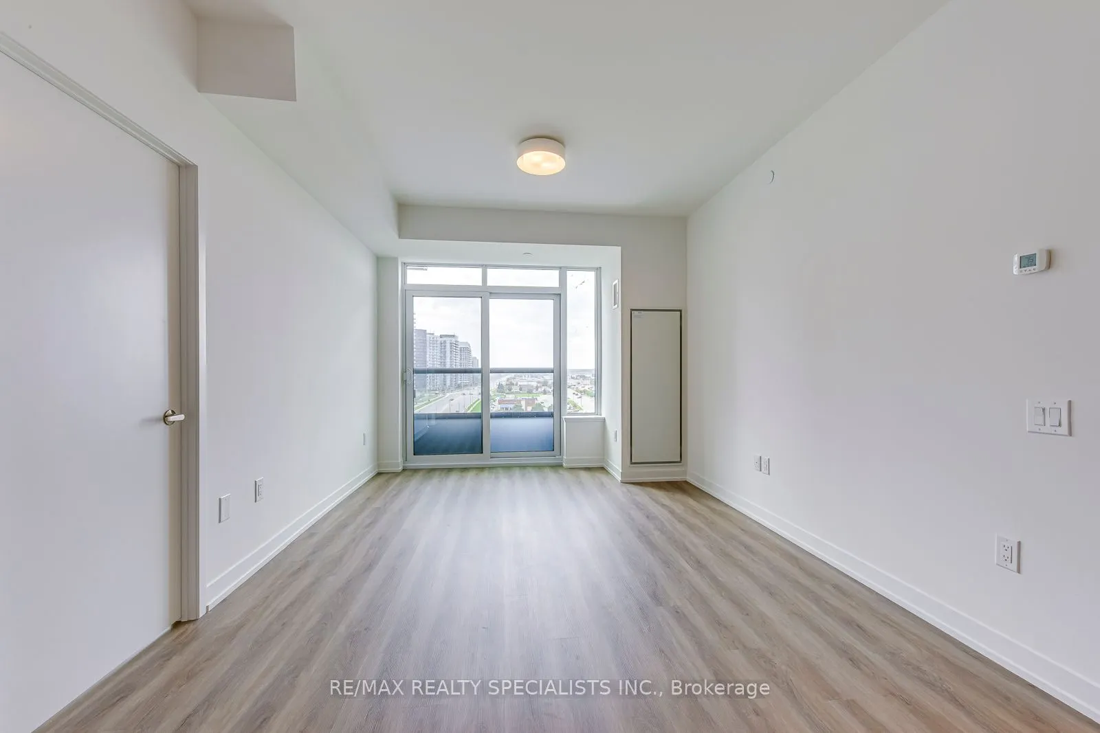 2485 EGLINTON Avenue, #1018