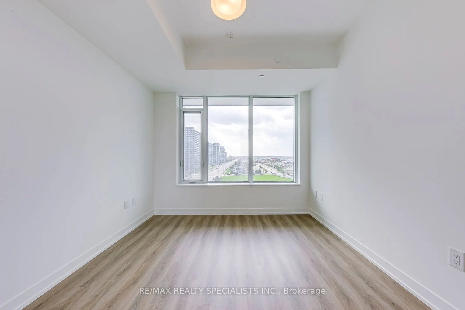 2485 EGLINTON Avenue, #1018