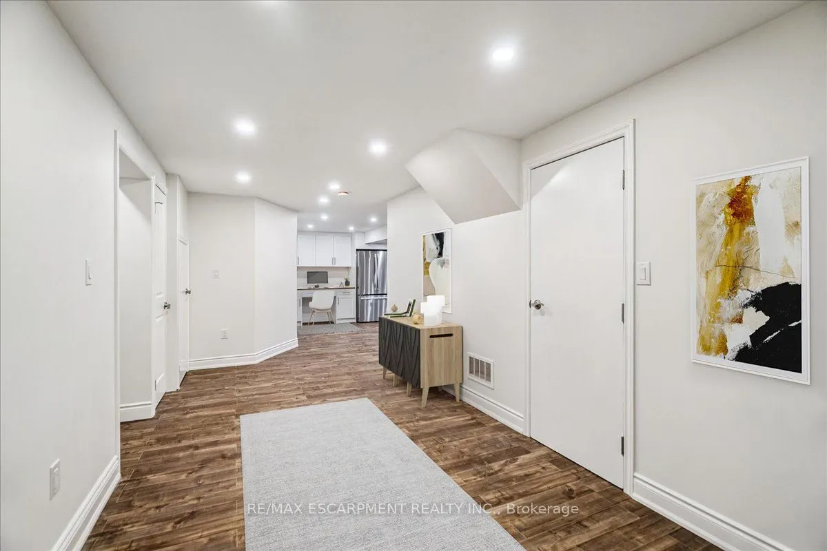 2180 Lumberman Lane, #Lower Level