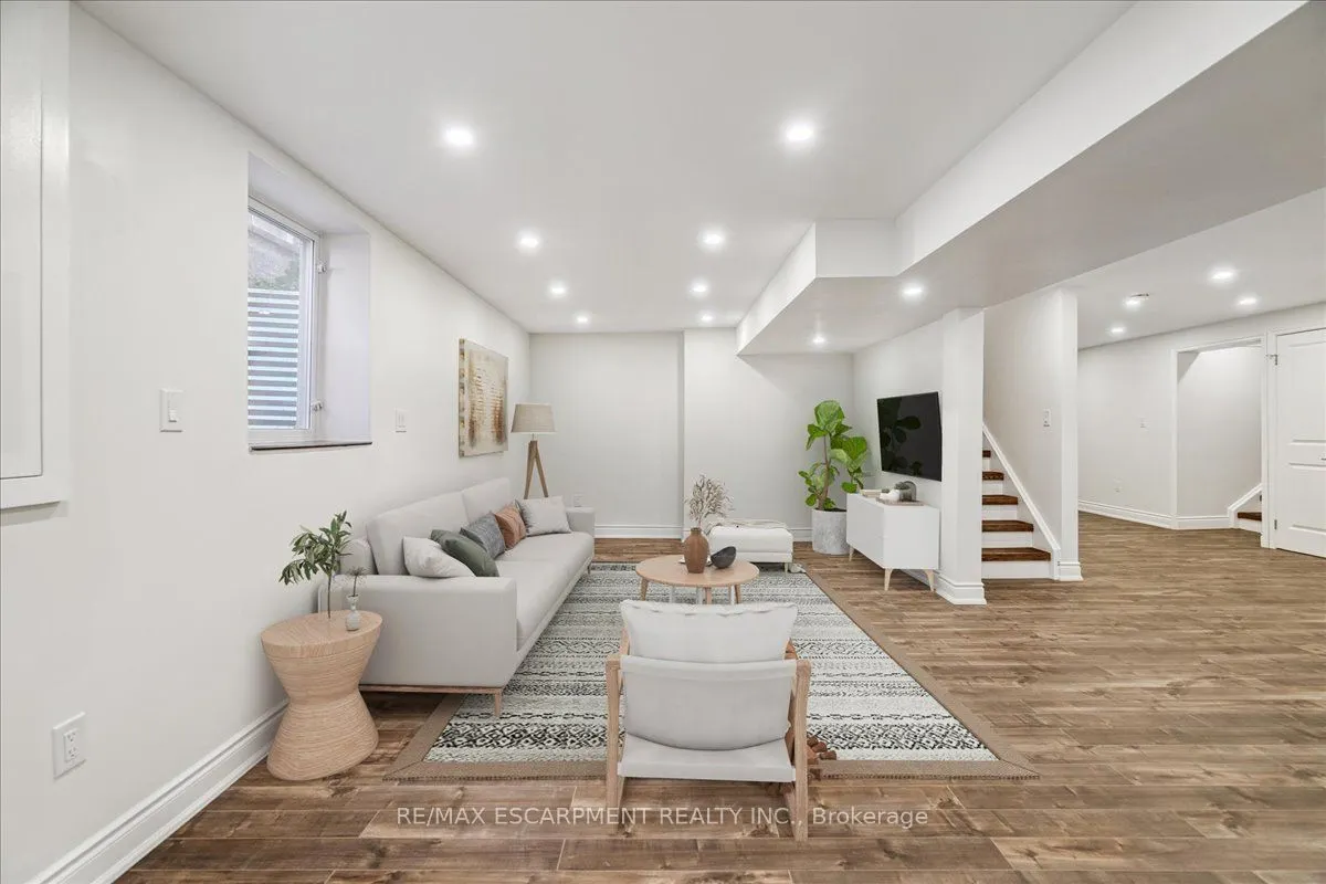 2180 Lumberman Lane, #Lower Level