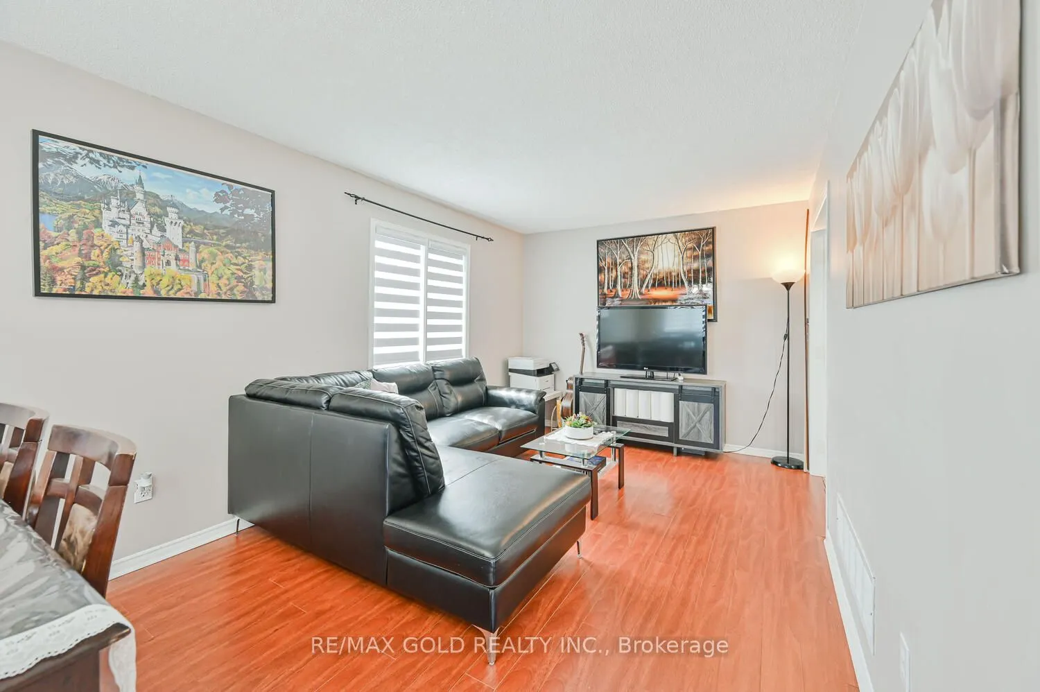 122 White Tail Crescent
